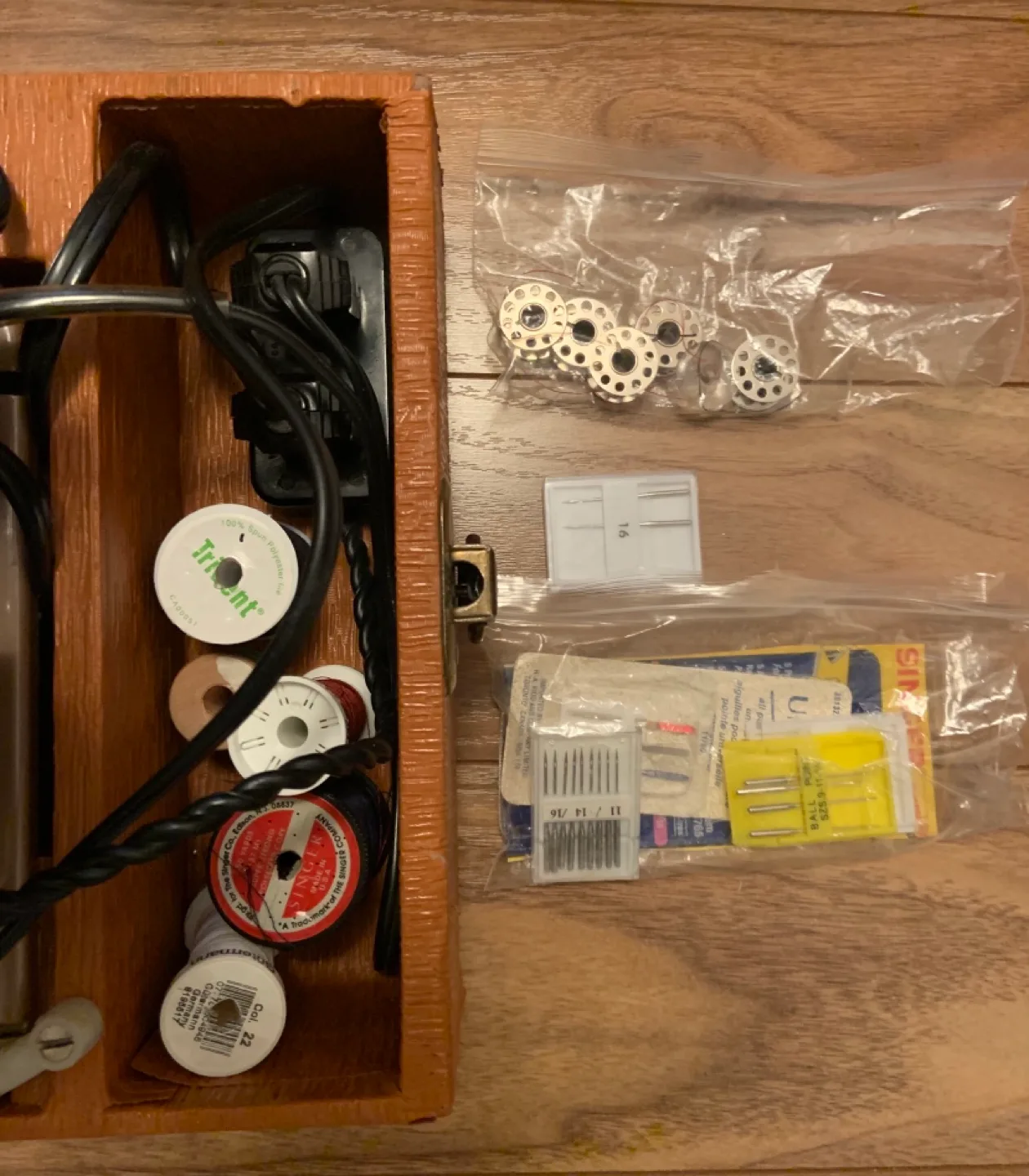 Vintage Piedmont Sewing Machine image indicator(5)