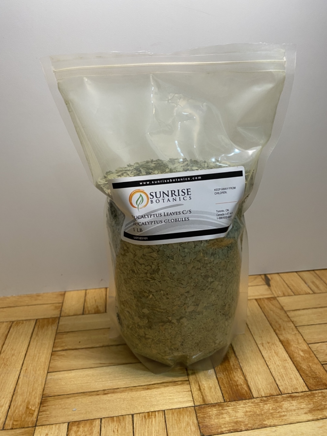 Bag of Eucalyptus Leaves “Sunrise Botanics” 1 lb
