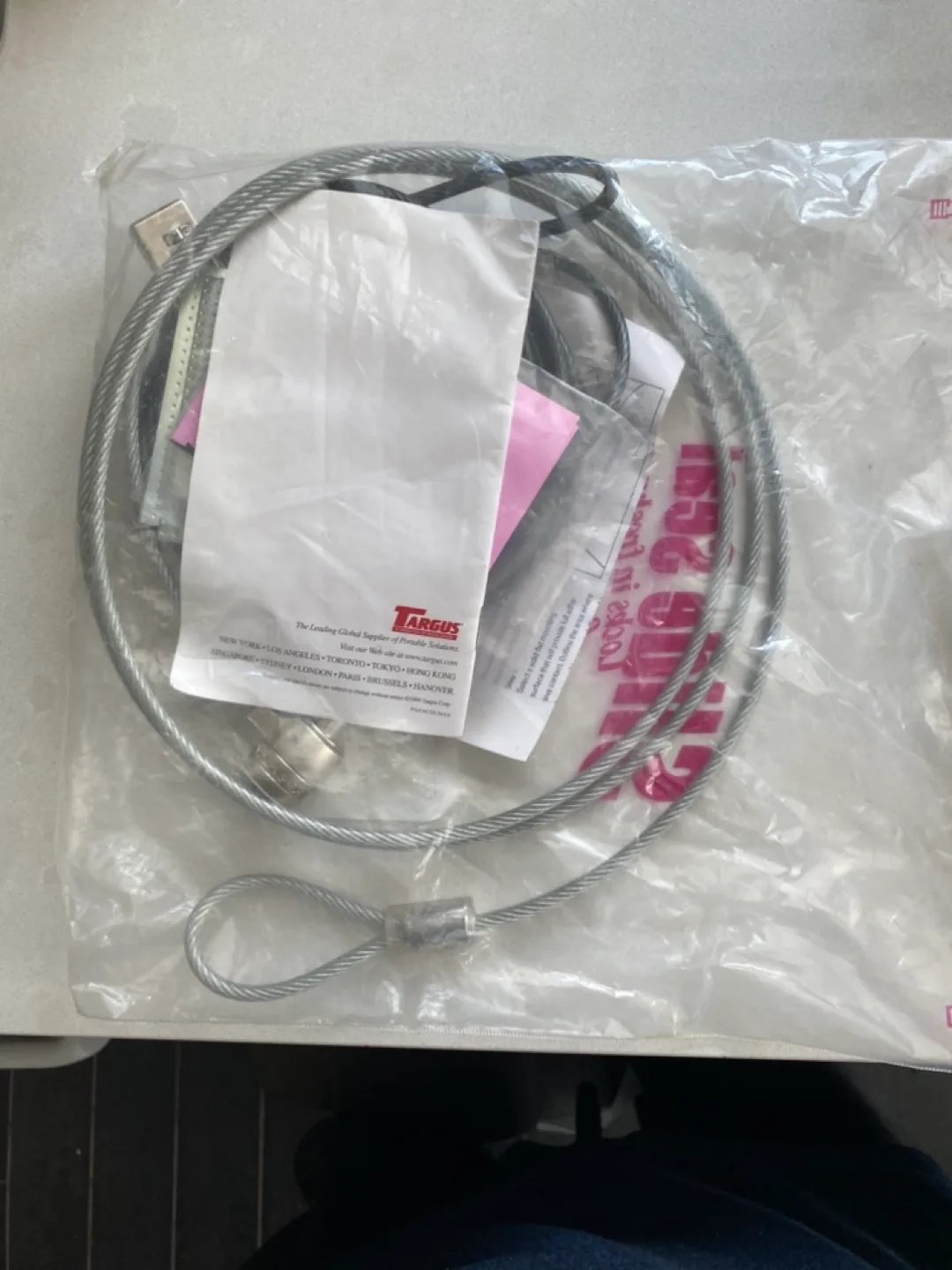 Targus Laptop Cable Lock image indicator(2)