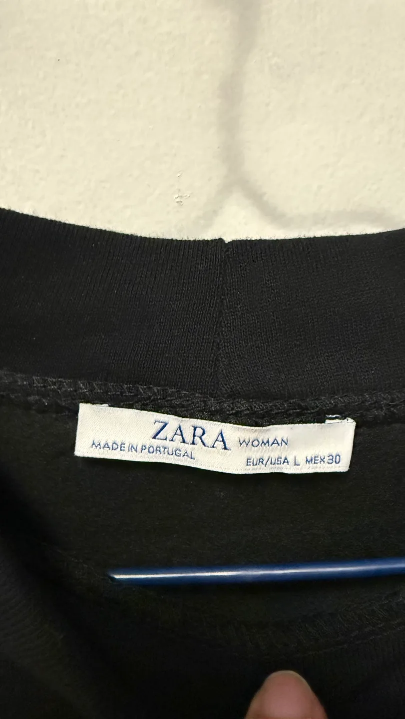 Zara Black Boxy Short Sleeve T-Shirt image indicator(3)