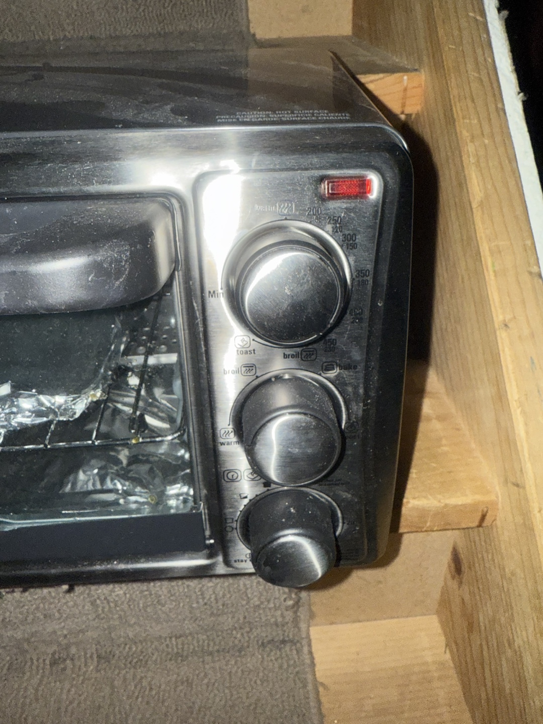 Black+Decker 4-Slice Toaster Oven - photo 2