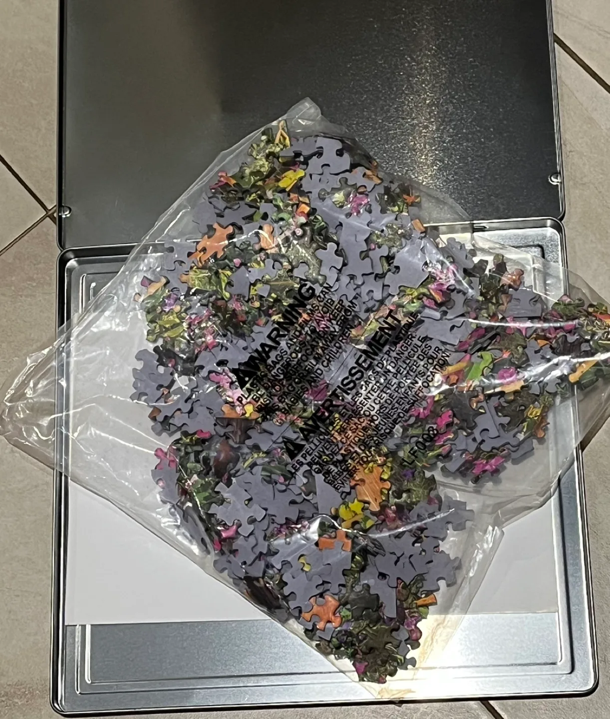 Hopper 500-Piece Flower Gardens Jigsaw Puzzle image indicator(3)