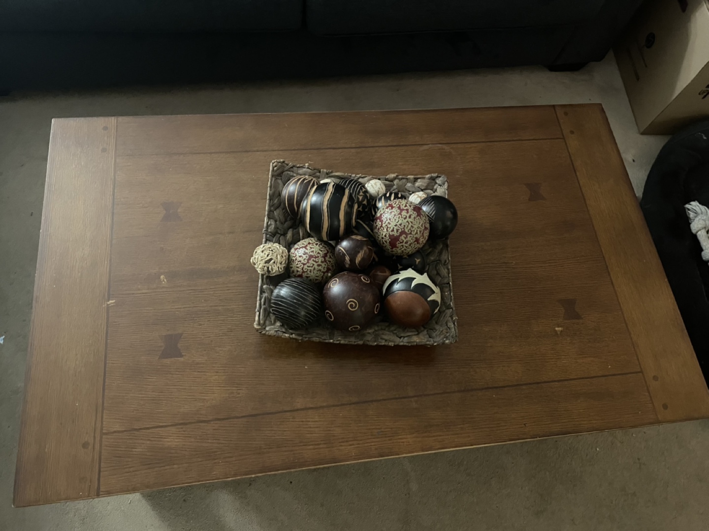 Mission Style Coffee Table with Shelf - photo 2