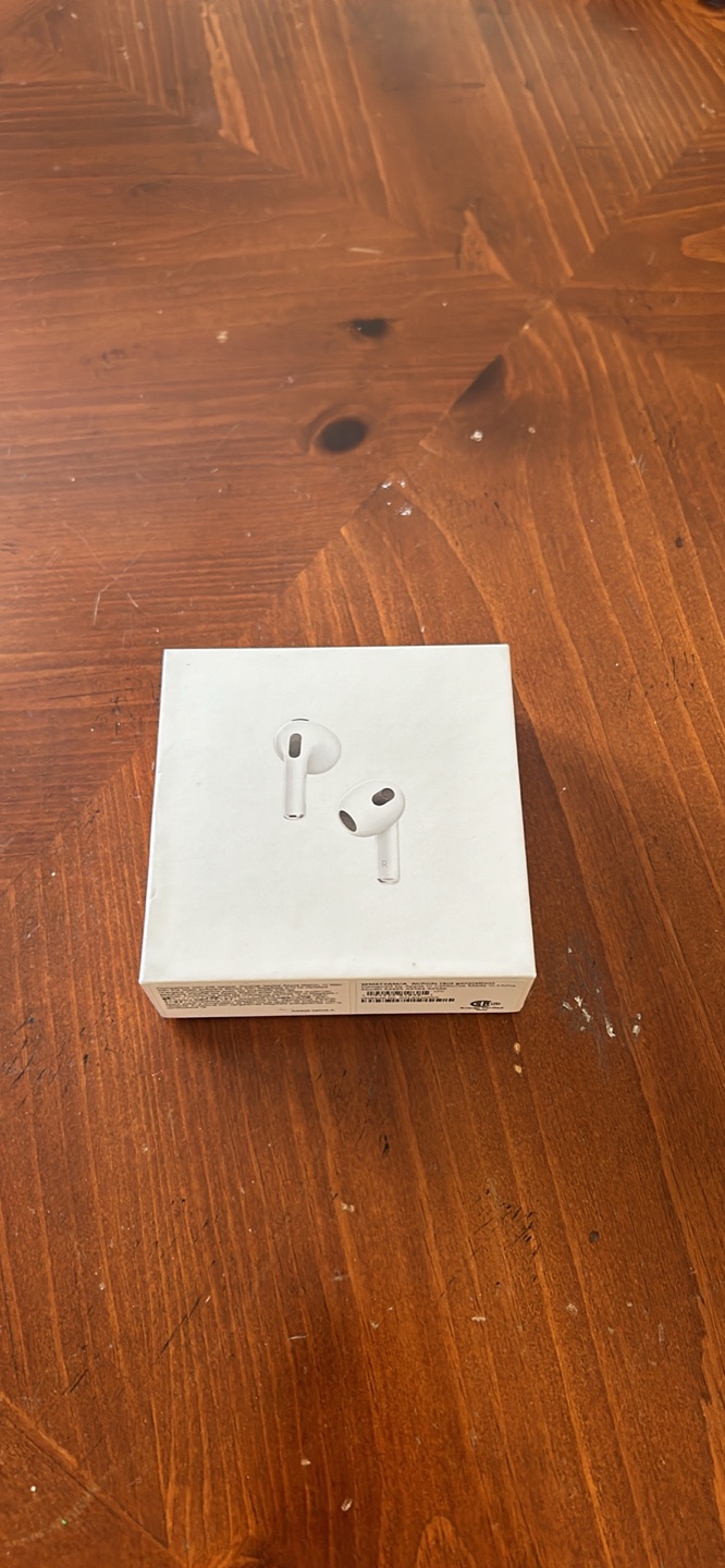Apple AirPods with MagSafe Charging Case - New