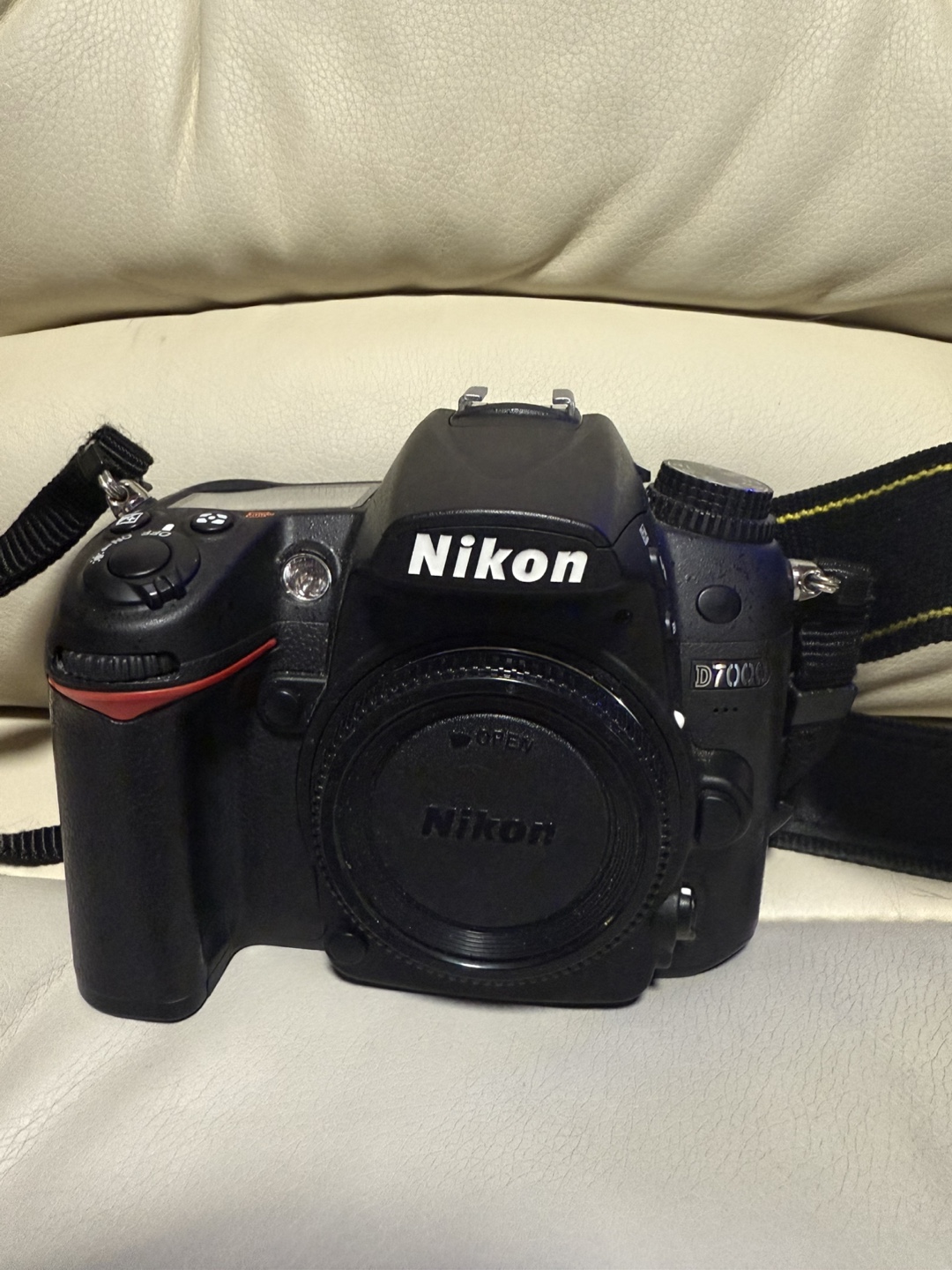 Nikon D7000 DSLR Camera Kit with Tamron Lens & Accessories - photo 2