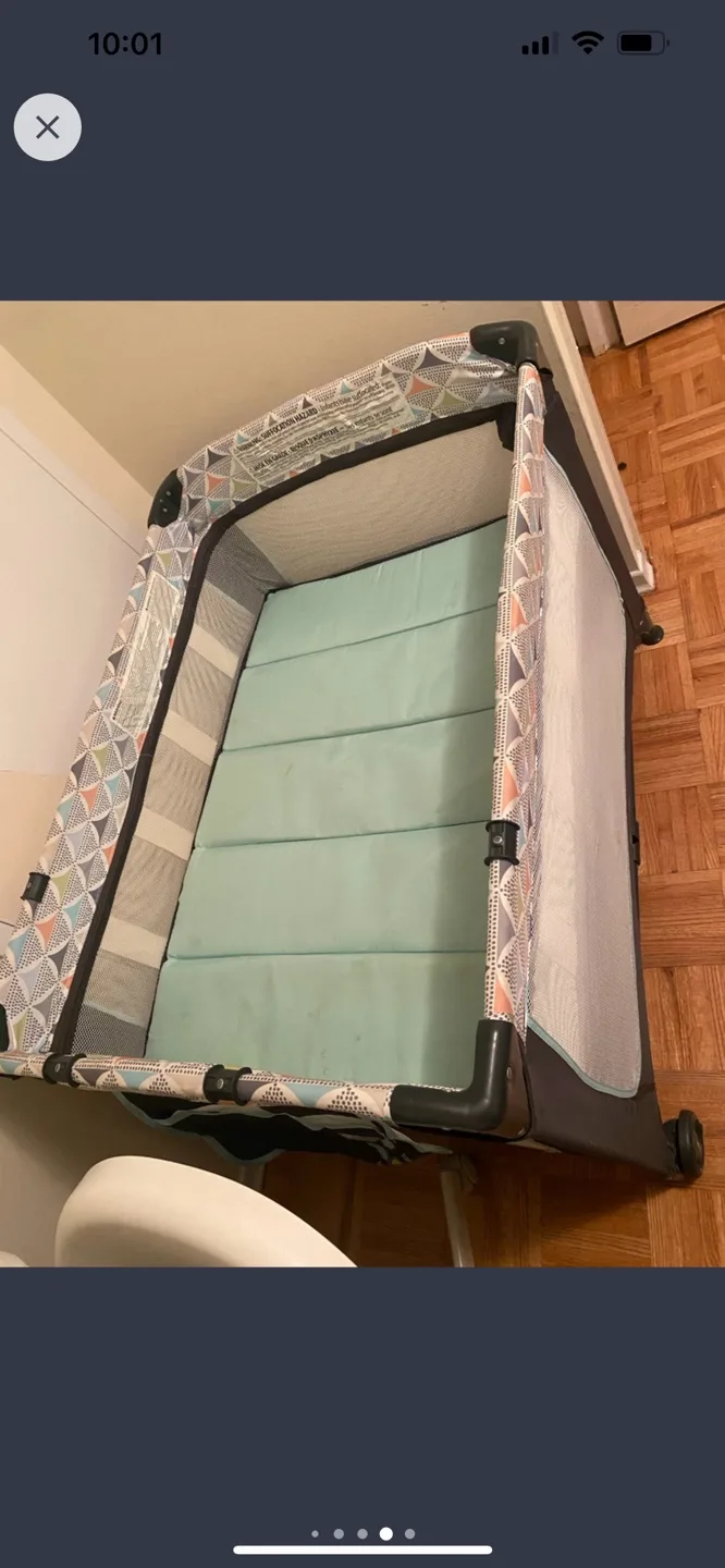 Pack 'n Play Playard image indicator(4)