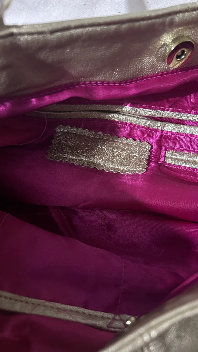 Gold Metallic Shoulder Bag image indicator(3)