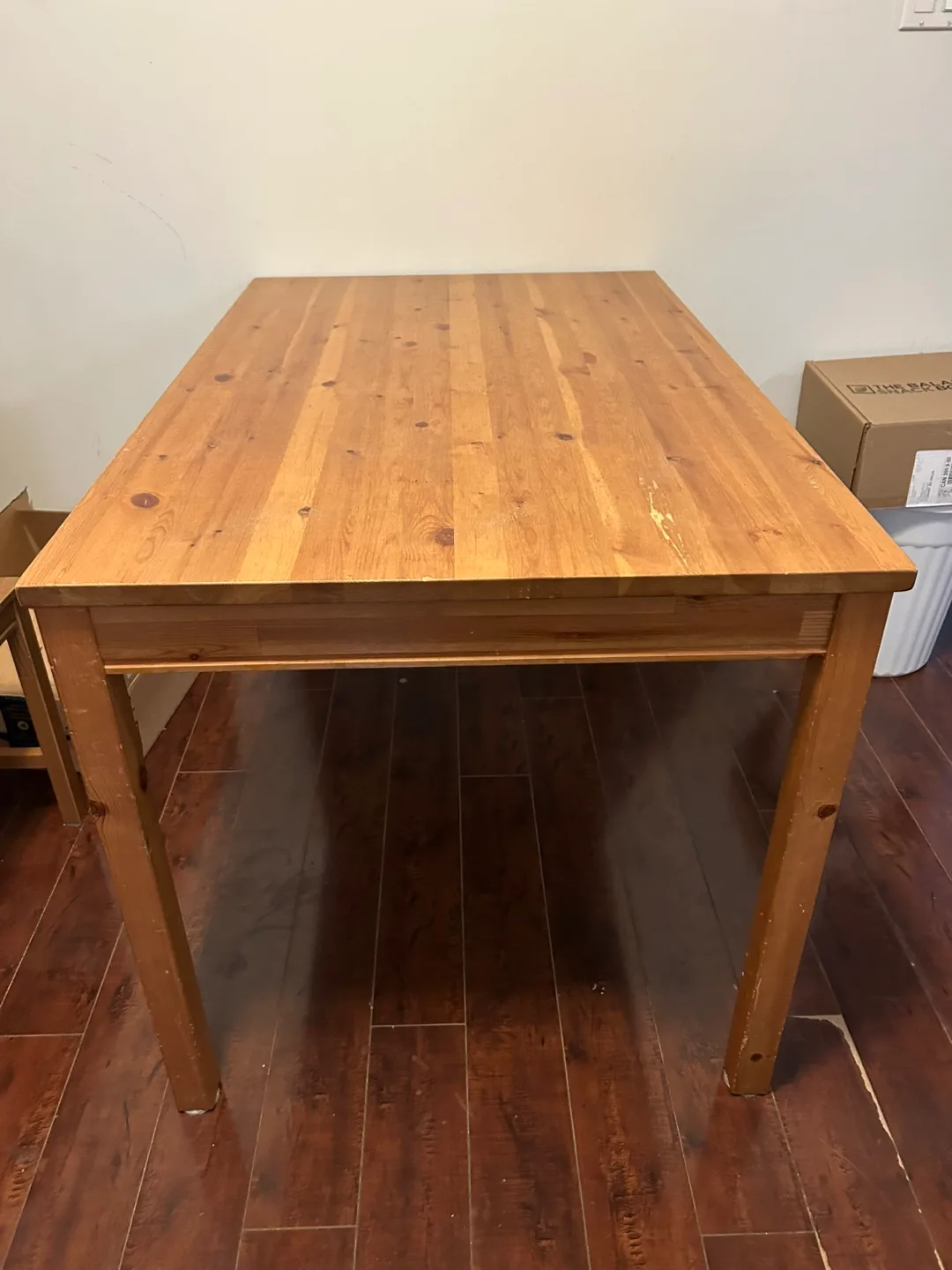 IKEA JOKKMOKK Table and 2 Chairs image indicator(5)