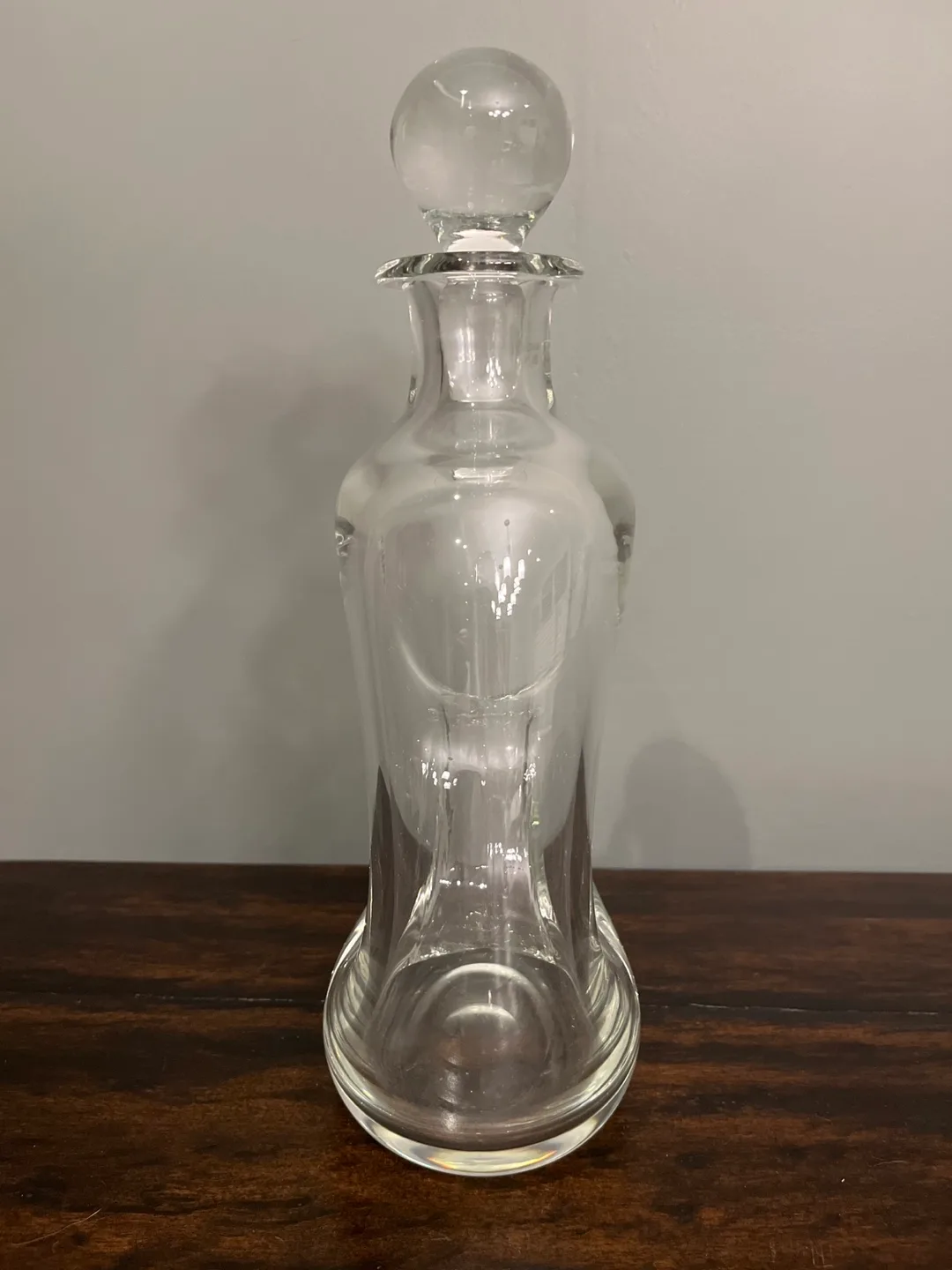 Mid-Century Modern Glass Decanter image indicator(4)
