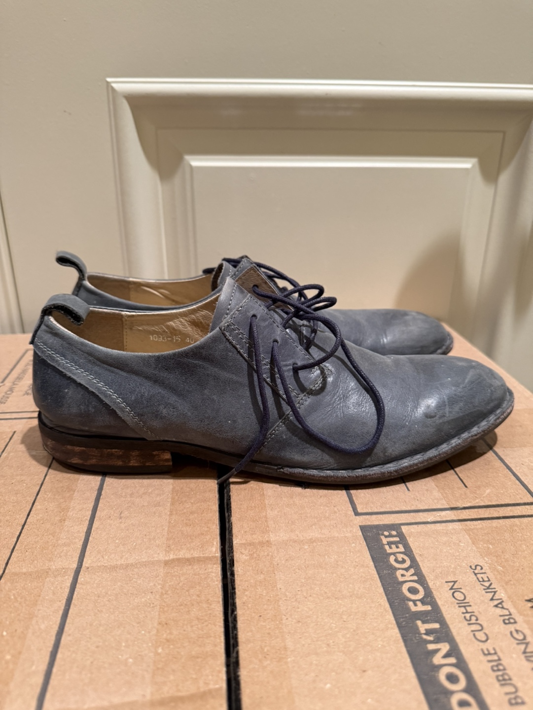 Men’s Dress Shoes - 40