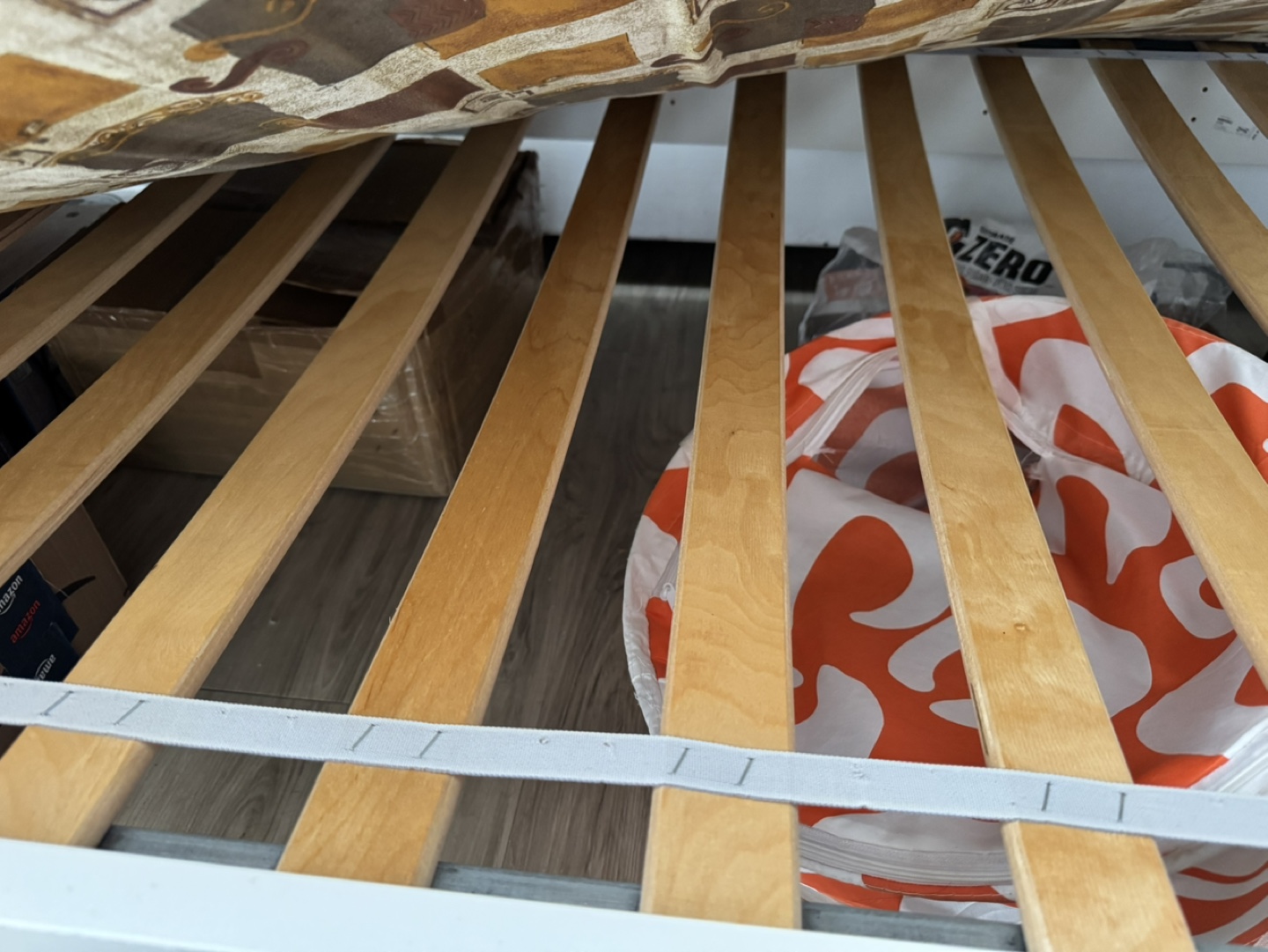 IKEA ASKVOLL Twin Bed Frame - White - photo 5