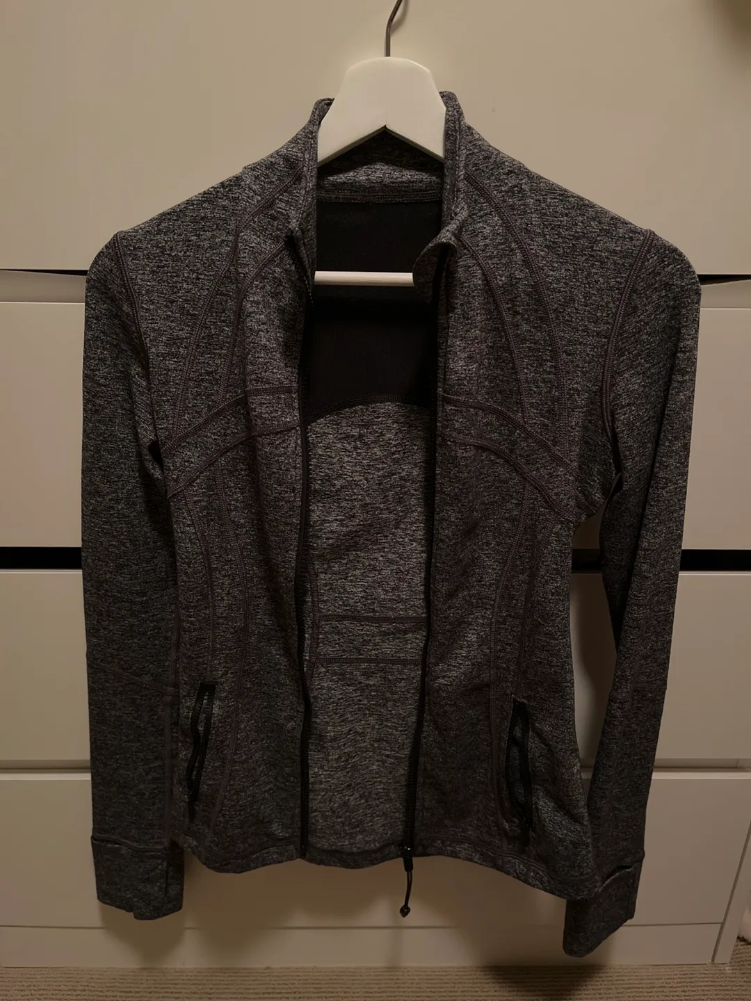 Lululemon Define Full-Zip Jacket - Size 4 image indicator(3)