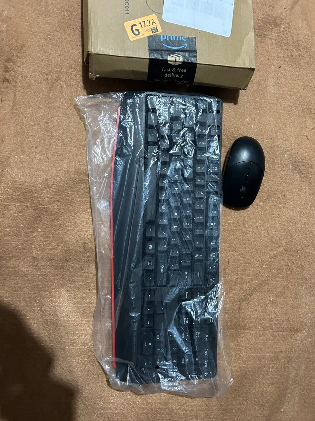 New Wireless Keyboard and Mouse Combo image indicator(3)