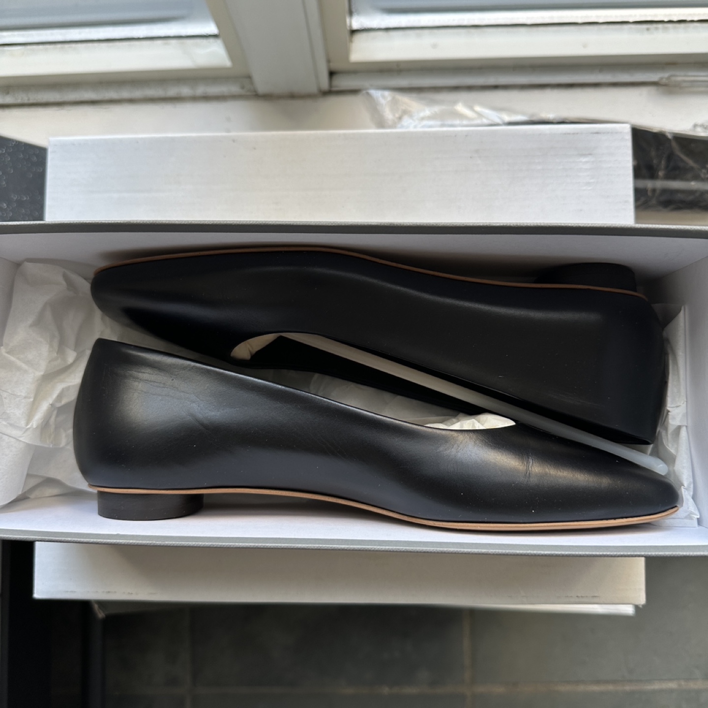 Everlane The ‘90s Flat (New)