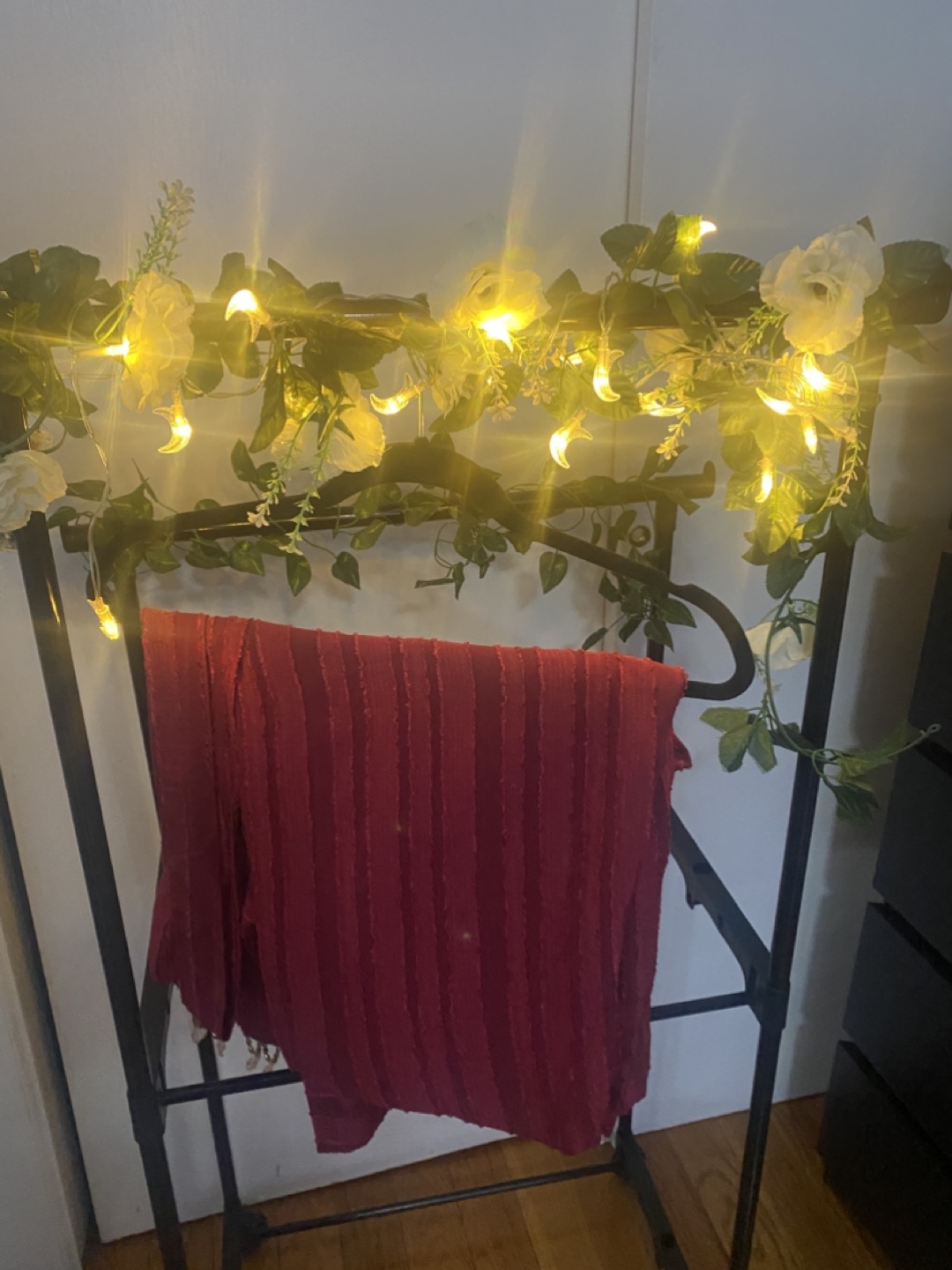 Double Rod Rolling Garment Rack