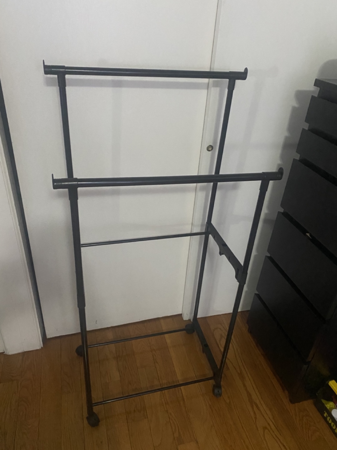 Double Rod Rolling Garment Rack - photo 3