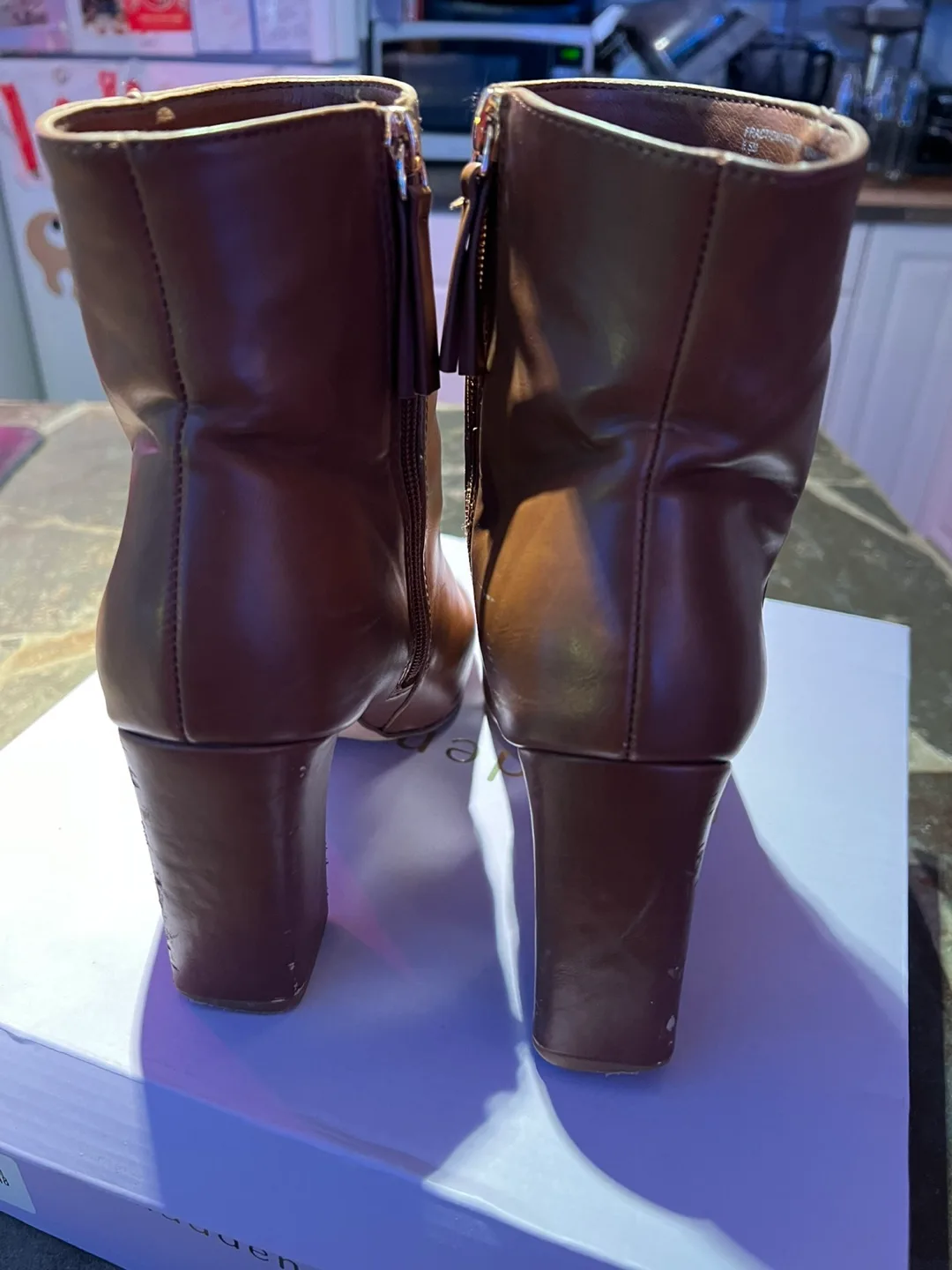 Madden Girl Fraction Leather Ankle Boots (Women’s 8.5)(EUC) image indicator(5)