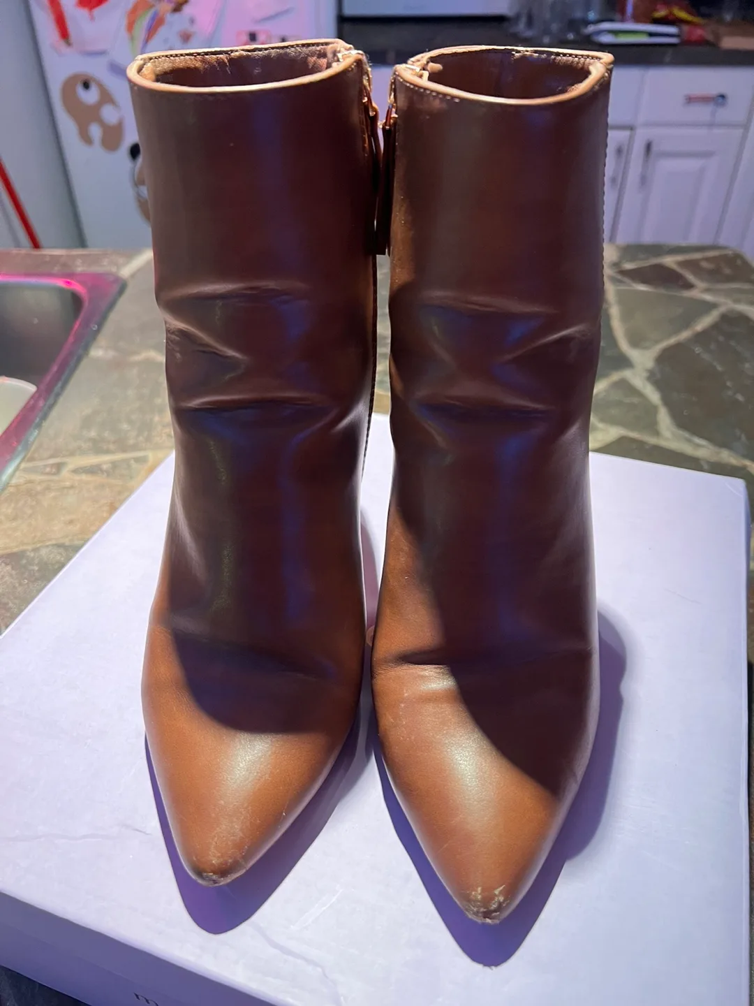 Madden Girl Fraction Leather Ankle Boots (Women’s 8.5)(EUC) image indicator(2)