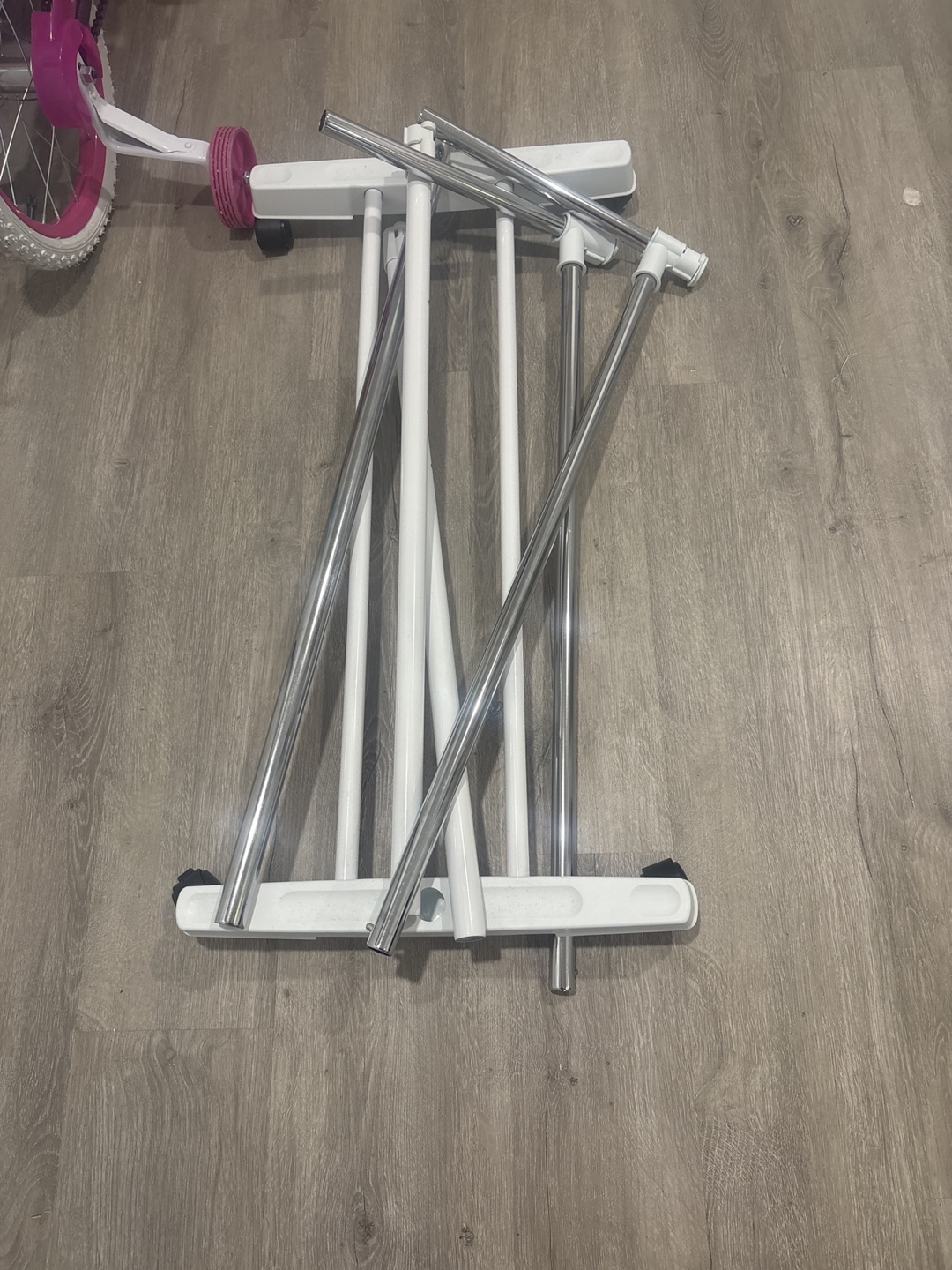 White and chrome clothing rack