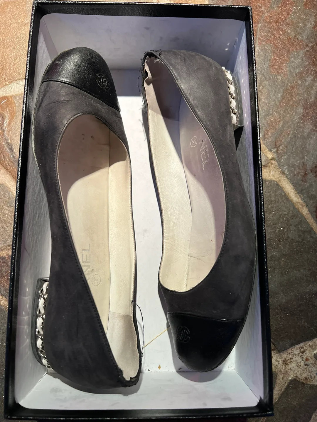 Chanel Ballerines Black Suede Flats (Women’s 8)(IFC) image indicator(7)