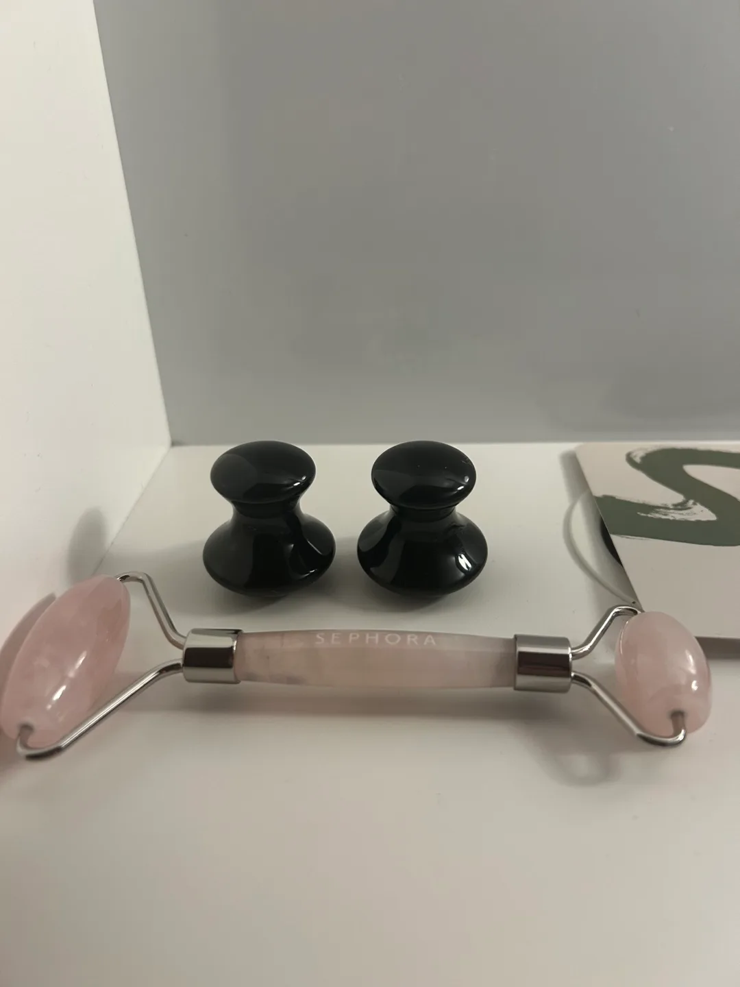 Rose Quartz Roller and Obsidian eye massagers image indicator(2)