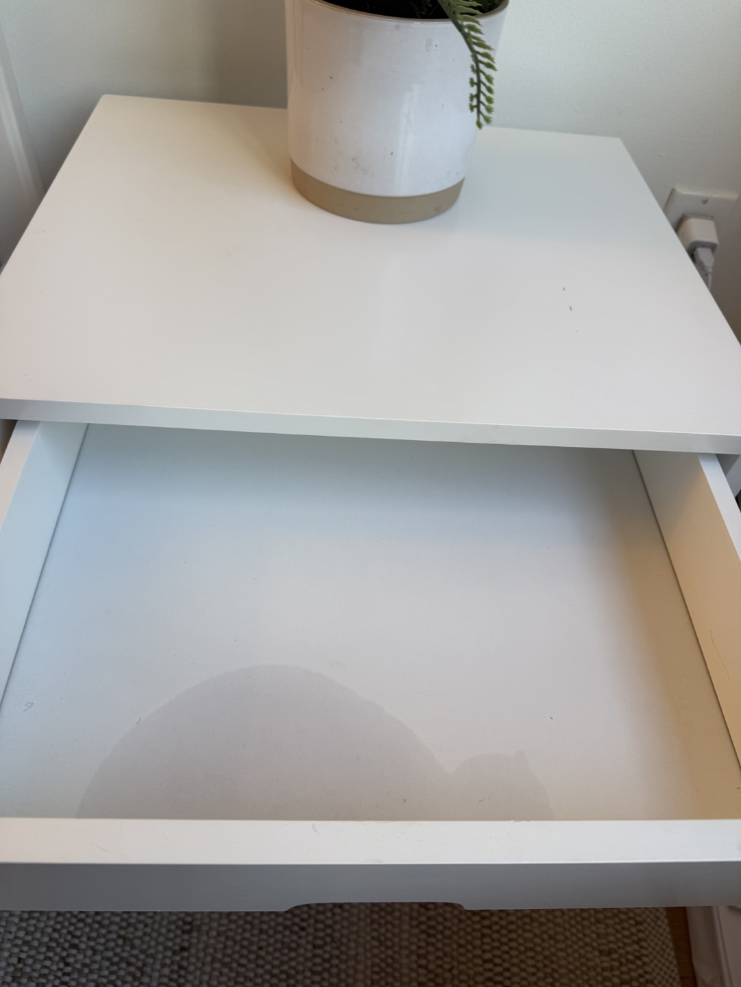 White 2-Drawer Nightstand - photo 2