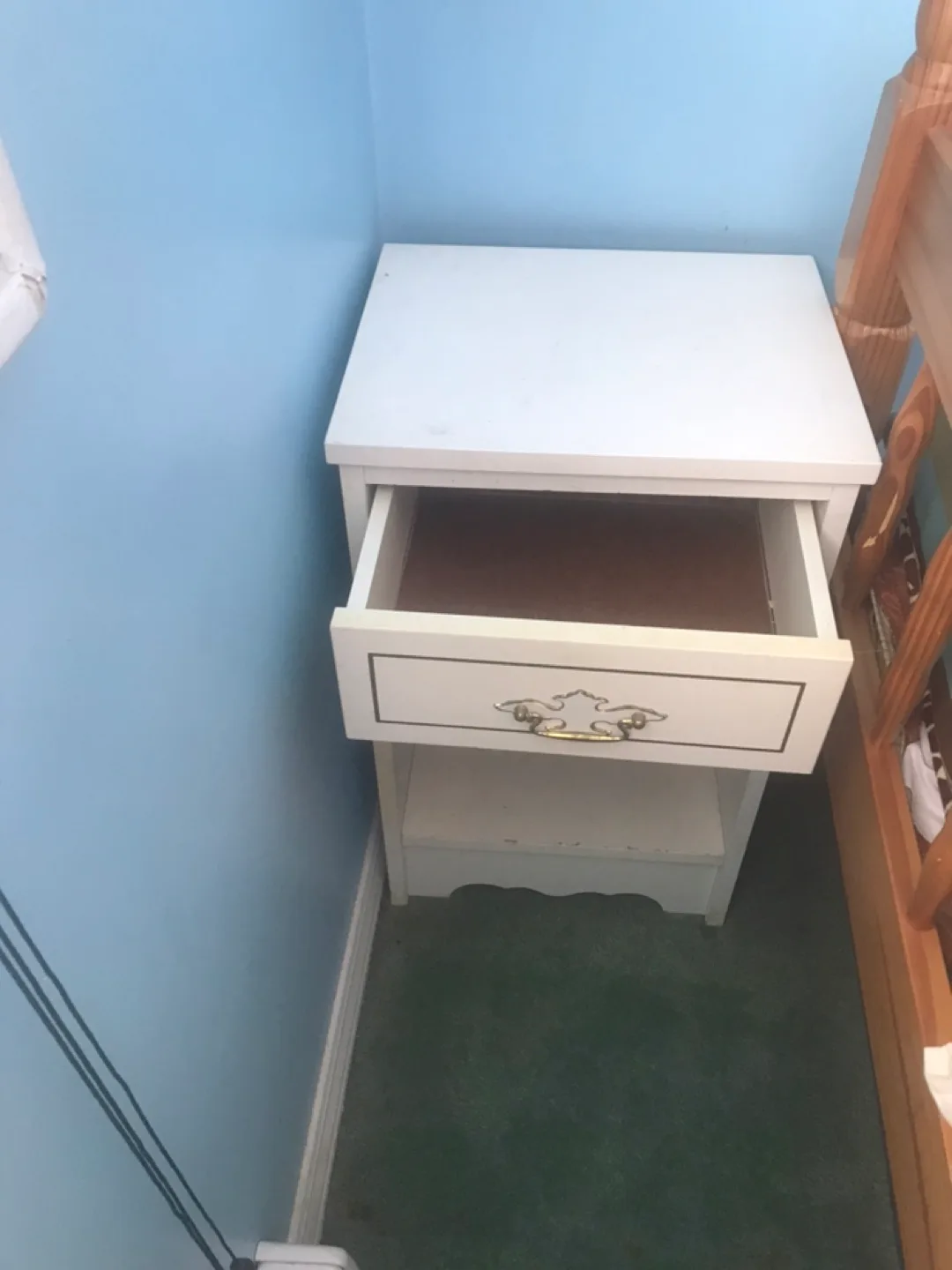 White Nightstand with Gold Drawer Pull image indicator(2)