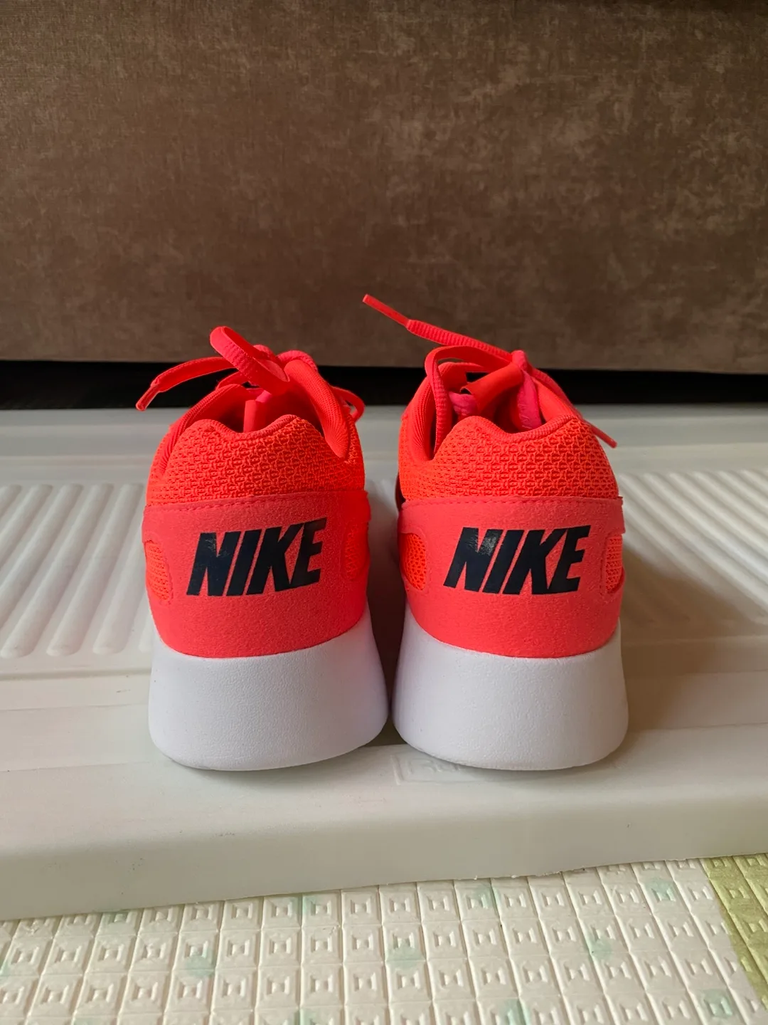 Nike Kaishi Women's Running Shoes - 8 image indicator(2)