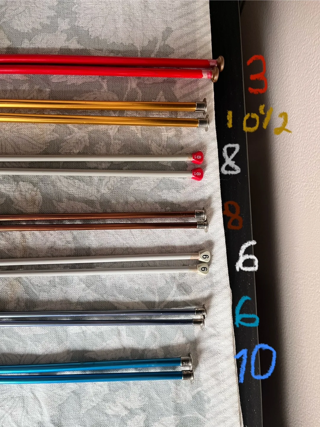 💕Knitting Needles Set - Various Sizes & Colours (free w/ bundle) image indicator(2)