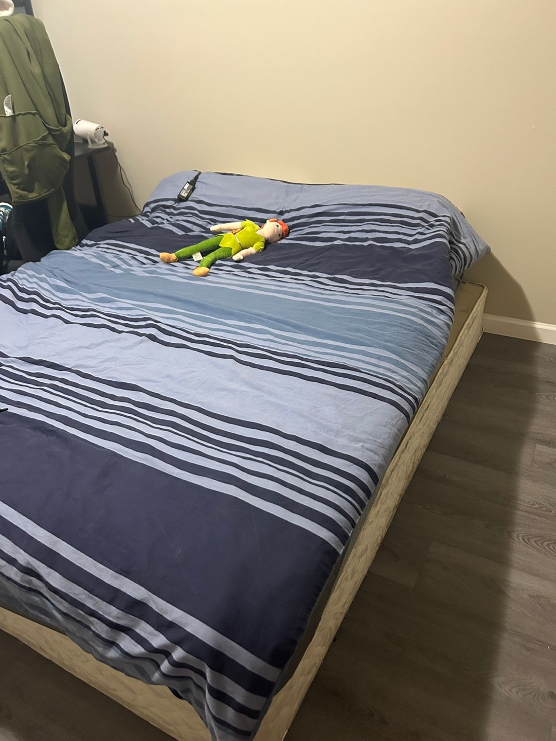 Queen Size Bed with Mattress
