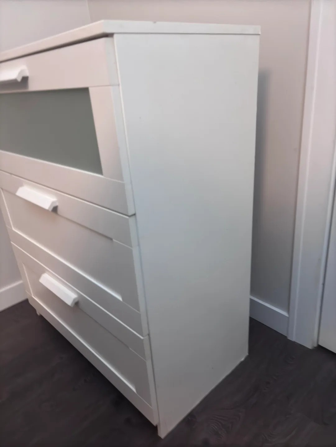 IKEA Three-Drawer Chest White image indicator(2)