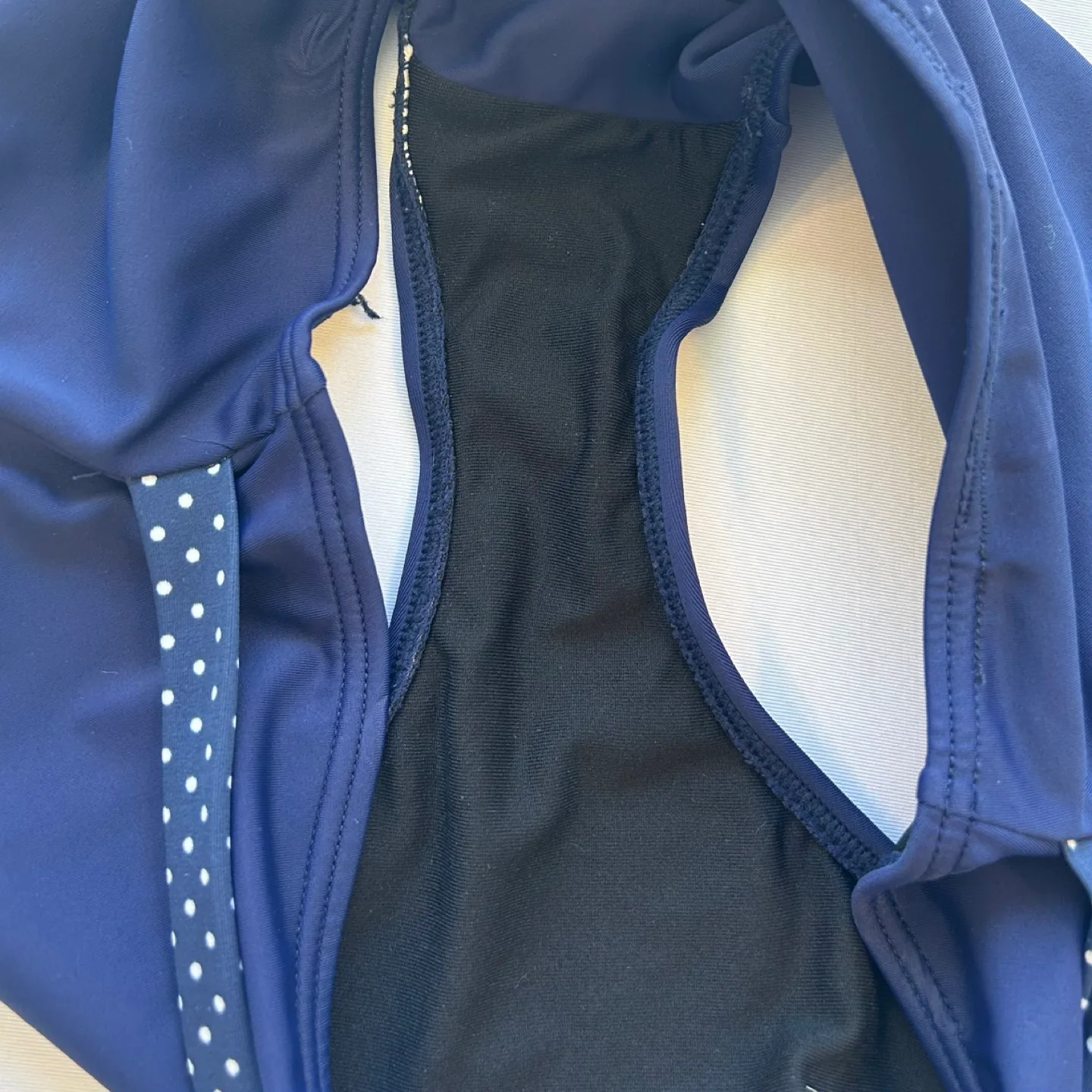 Venus Hip Hugger Low Rise Bikini Bottoms Ruched Back Size 8 image indicator(8)