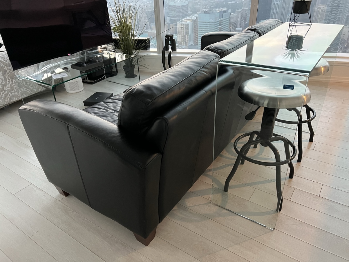 Black Leather Sofa - photo 3