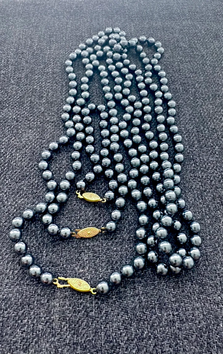 Lot of 4 Dark Grey Pearl Necklace with Gold Clasp image indicator(10)