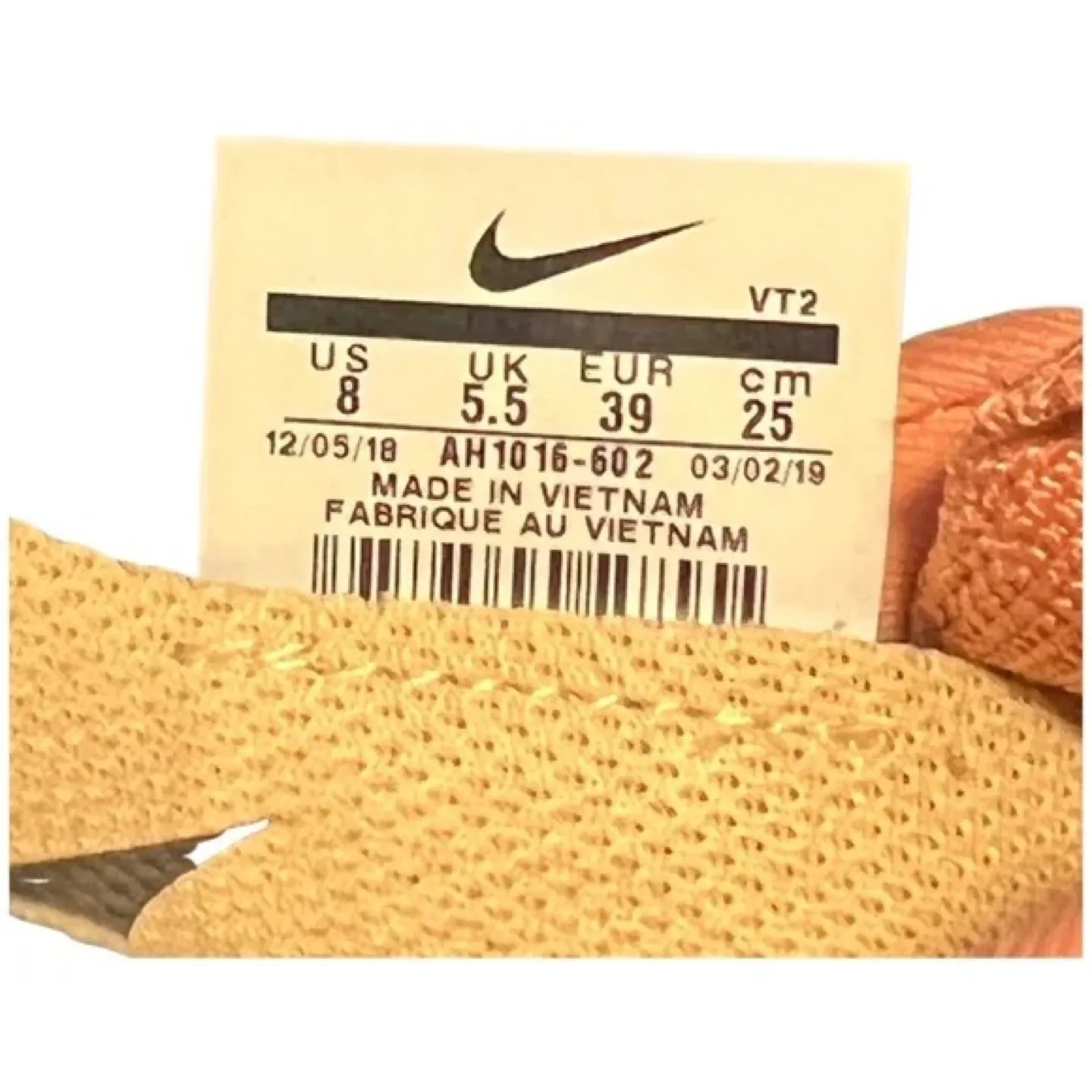 Nike Odyssey React 2 Flyknit Pink Quartz Running Shoes - Size 8 image indicator(5)