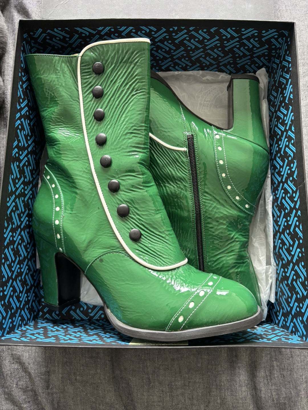 John Fluevog Denise Attic Brogue Ankle Boots - Green - Size 9.5 - photo 2
