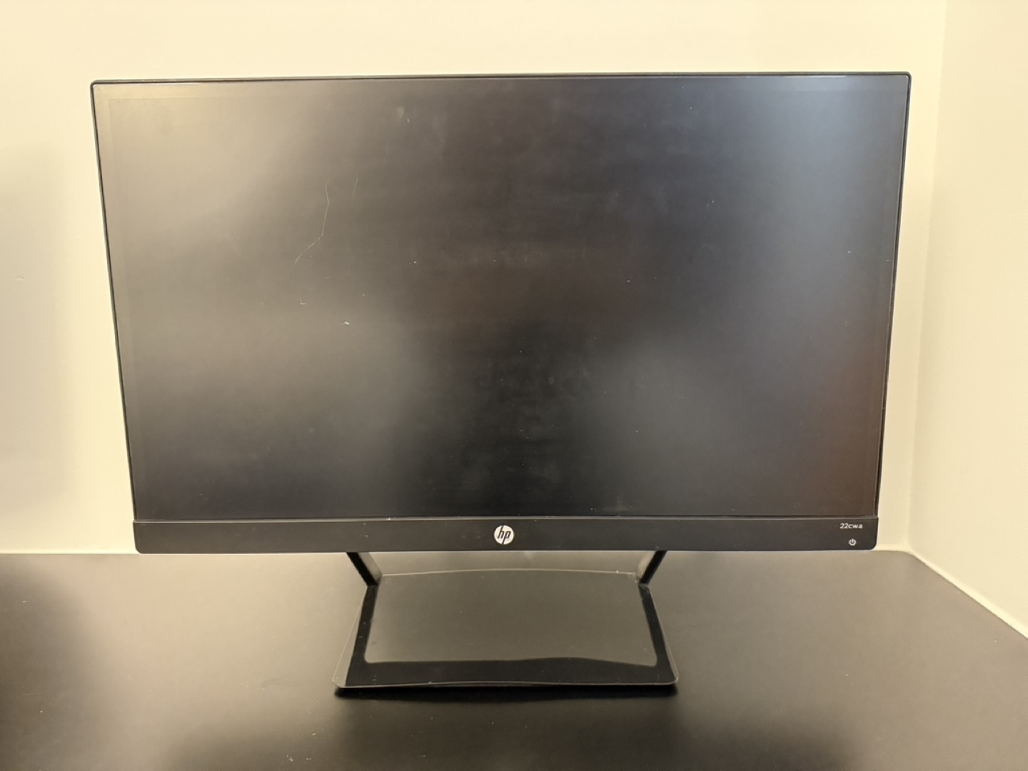 HP 21.5-inch Monitor