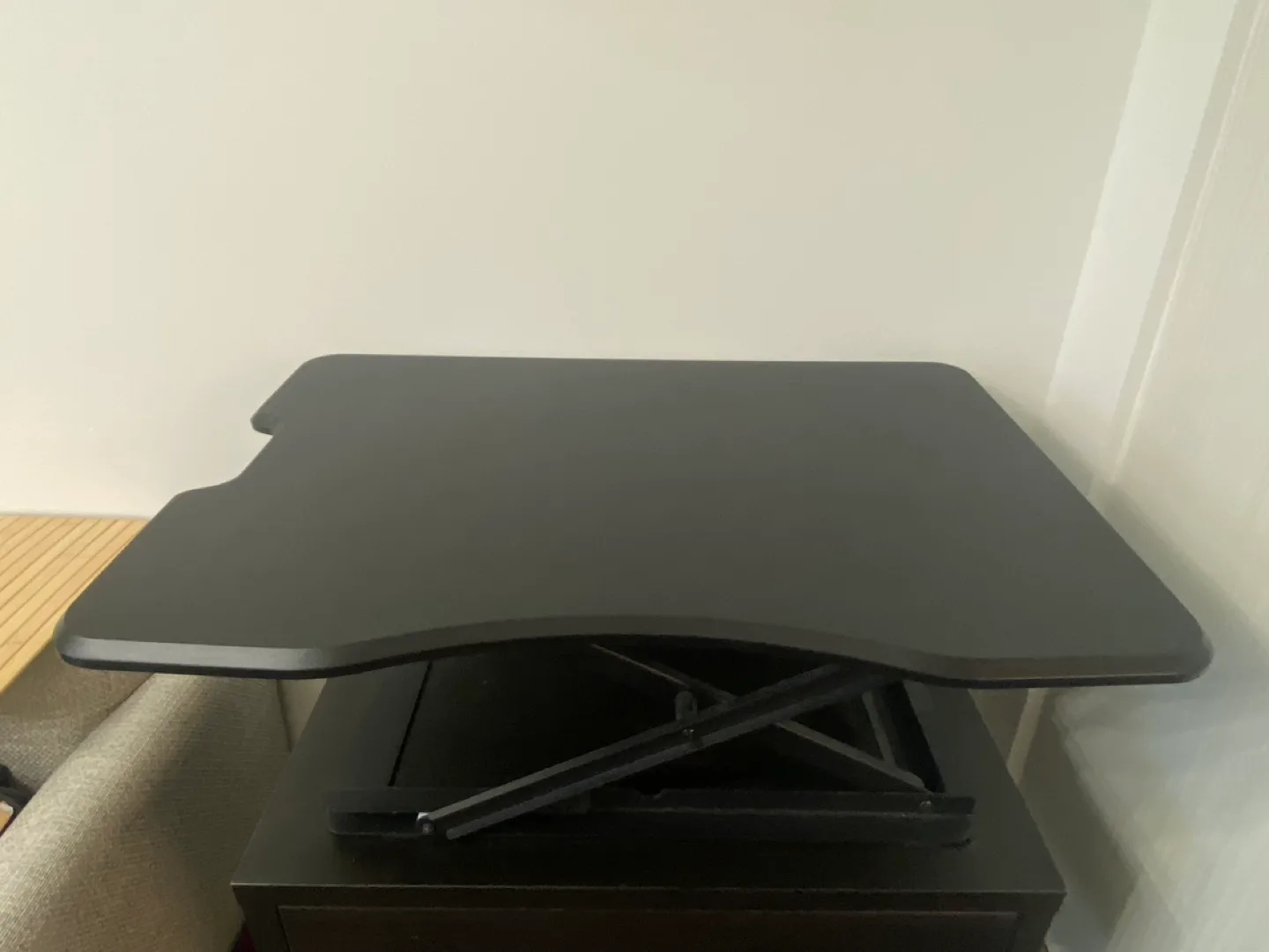 Zinus Smart height Adjustable Desk - Black image indicator(3)