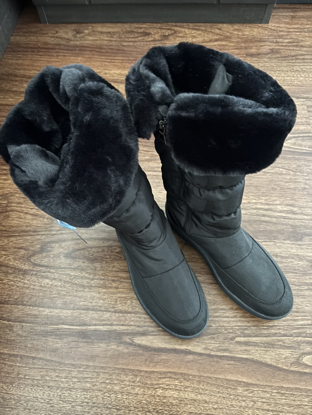 Pajar Black Winter Boots (New with Tags) Size 8-8.5 Women’s