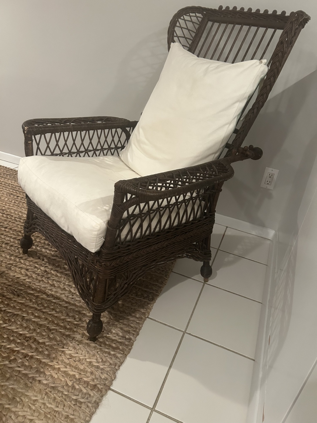 Antique Wicker High-Back Chair with Cushion - photo 3