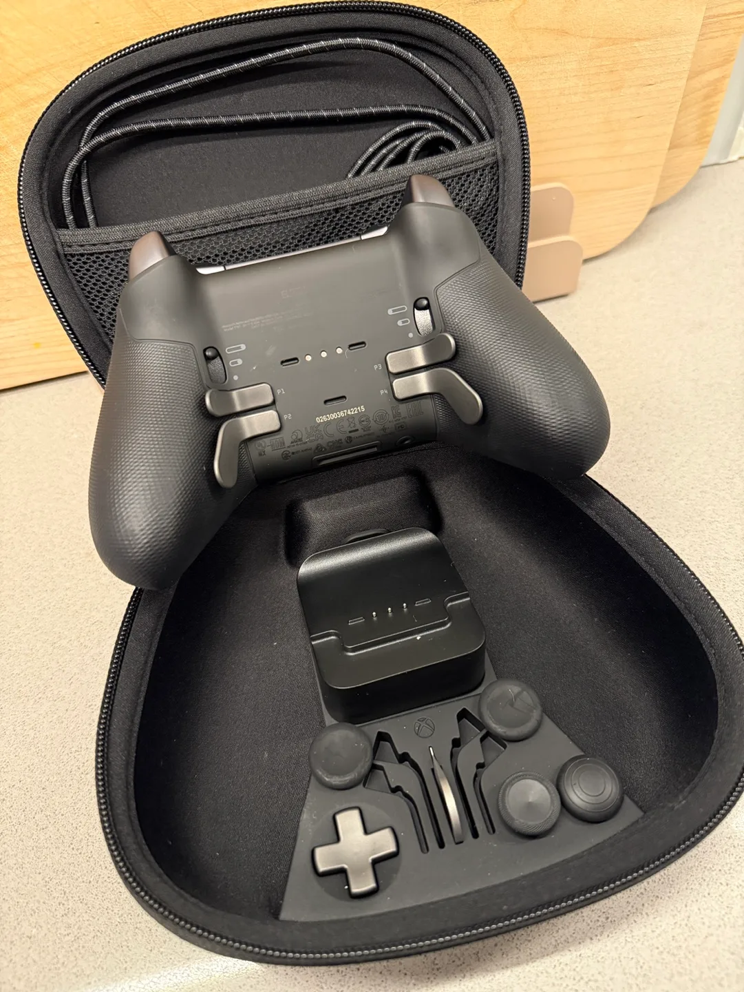 Microsoft Xbox One Elite Wireless Controller Series 2 - Black image indicator(2)