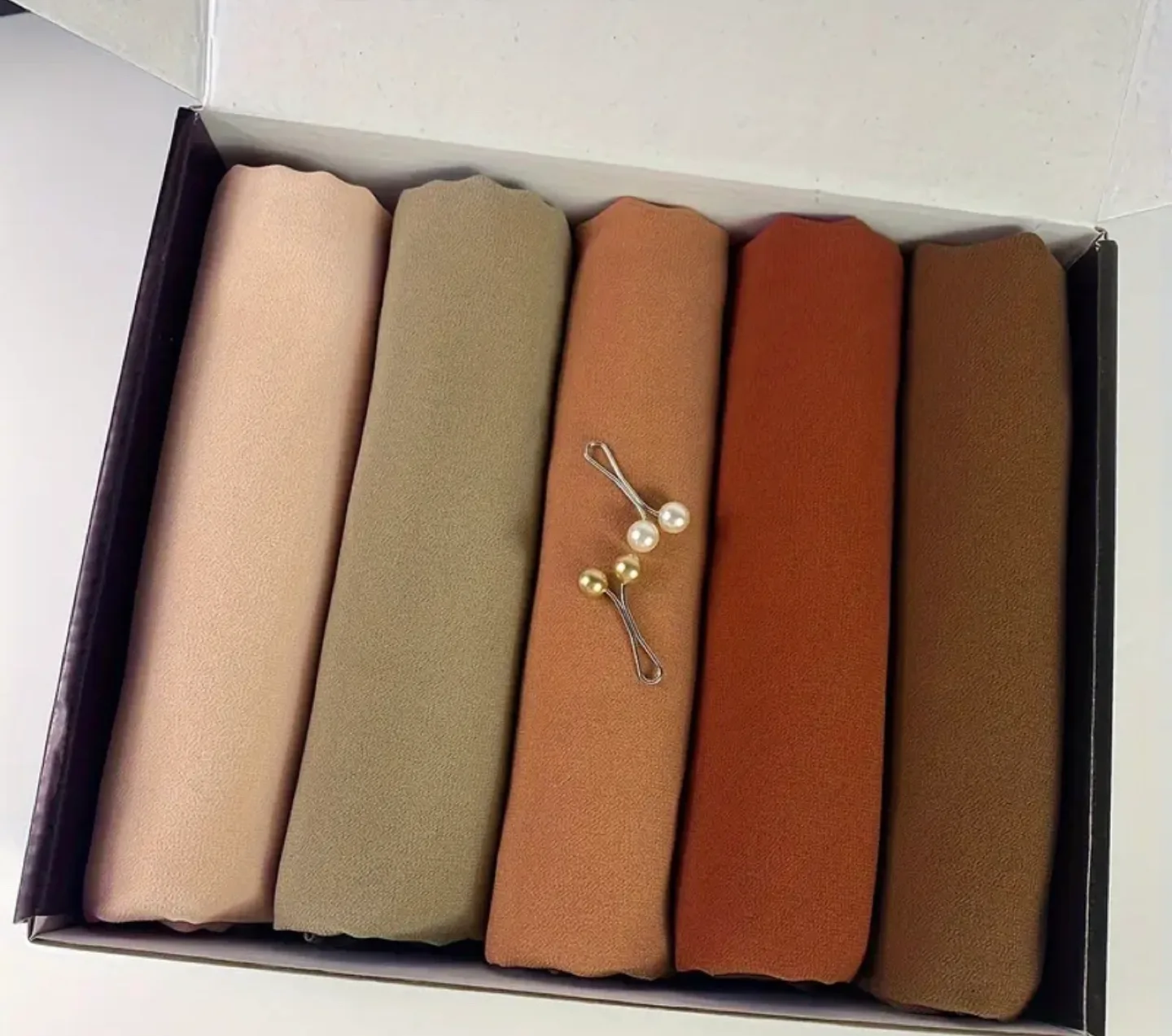 5-Piece Chiffon Hijab Set with Pearl Clips thumbnail