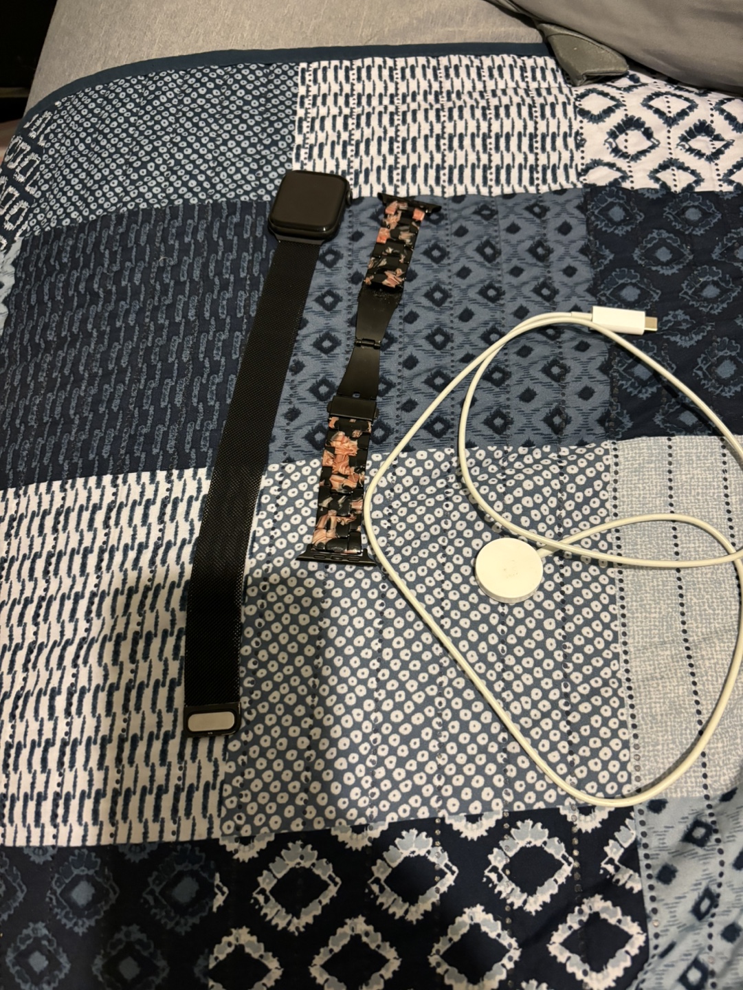 Apple Watch Series 4 GPS + Cellular
