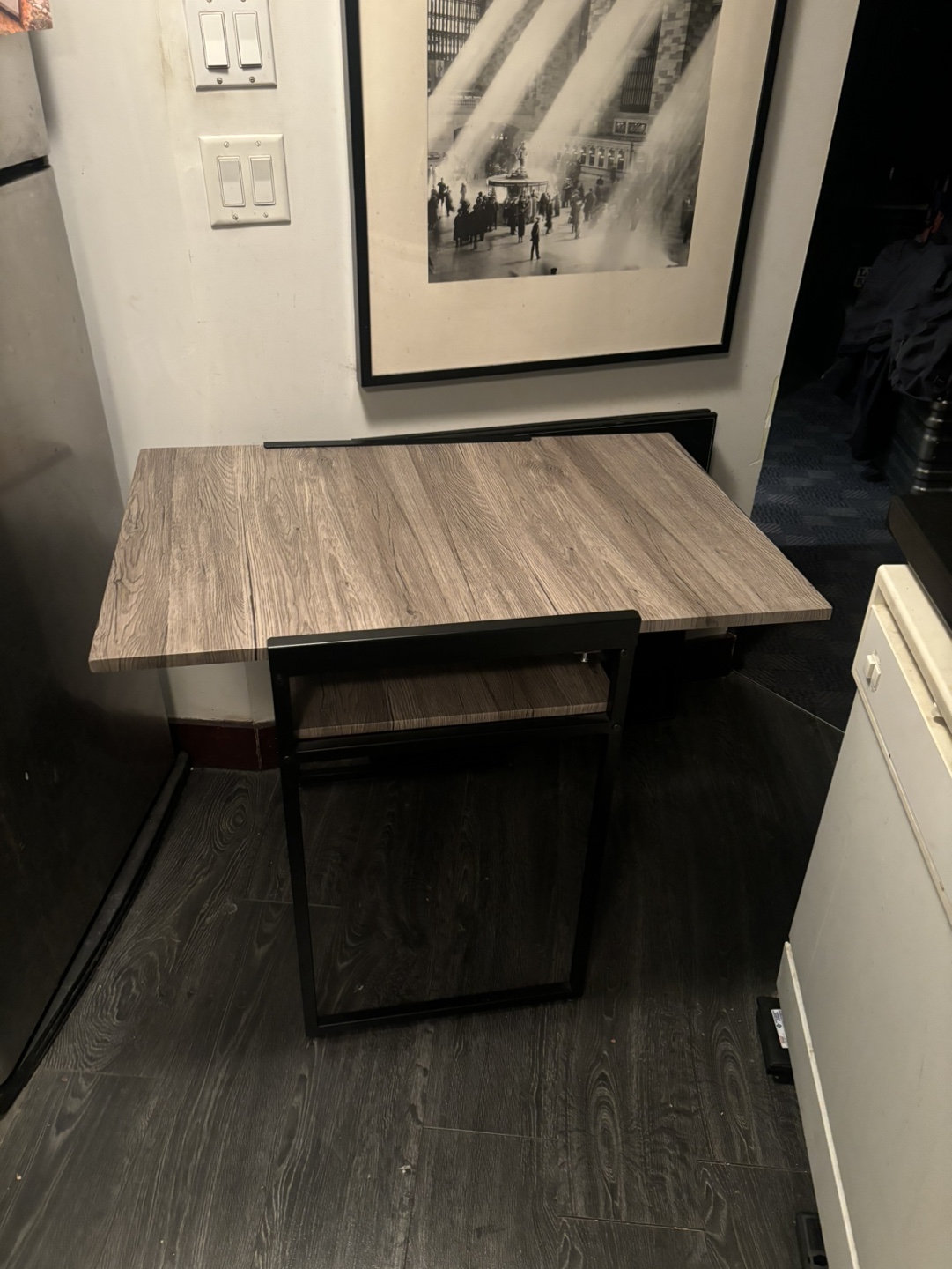 Foldable Space Saver Desk - photo 3