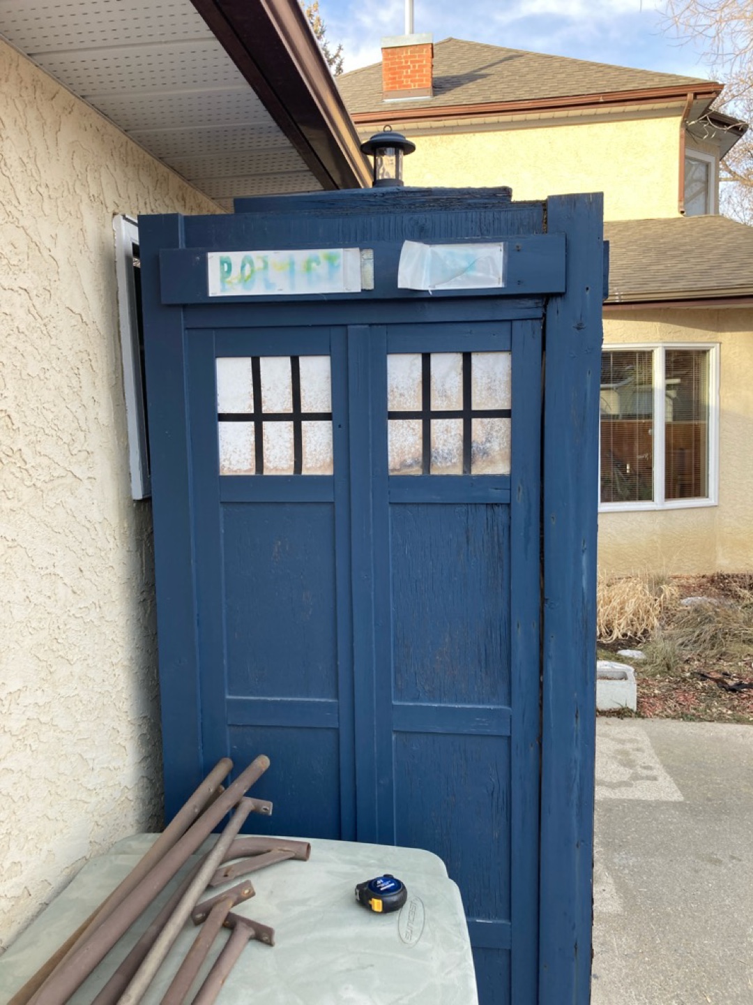 TARDIS-Style Garden Shed - photo 4