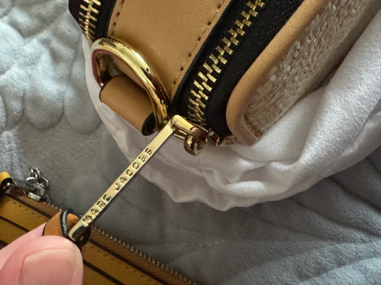 Sling bag Marc Jacobs image indicator(2)