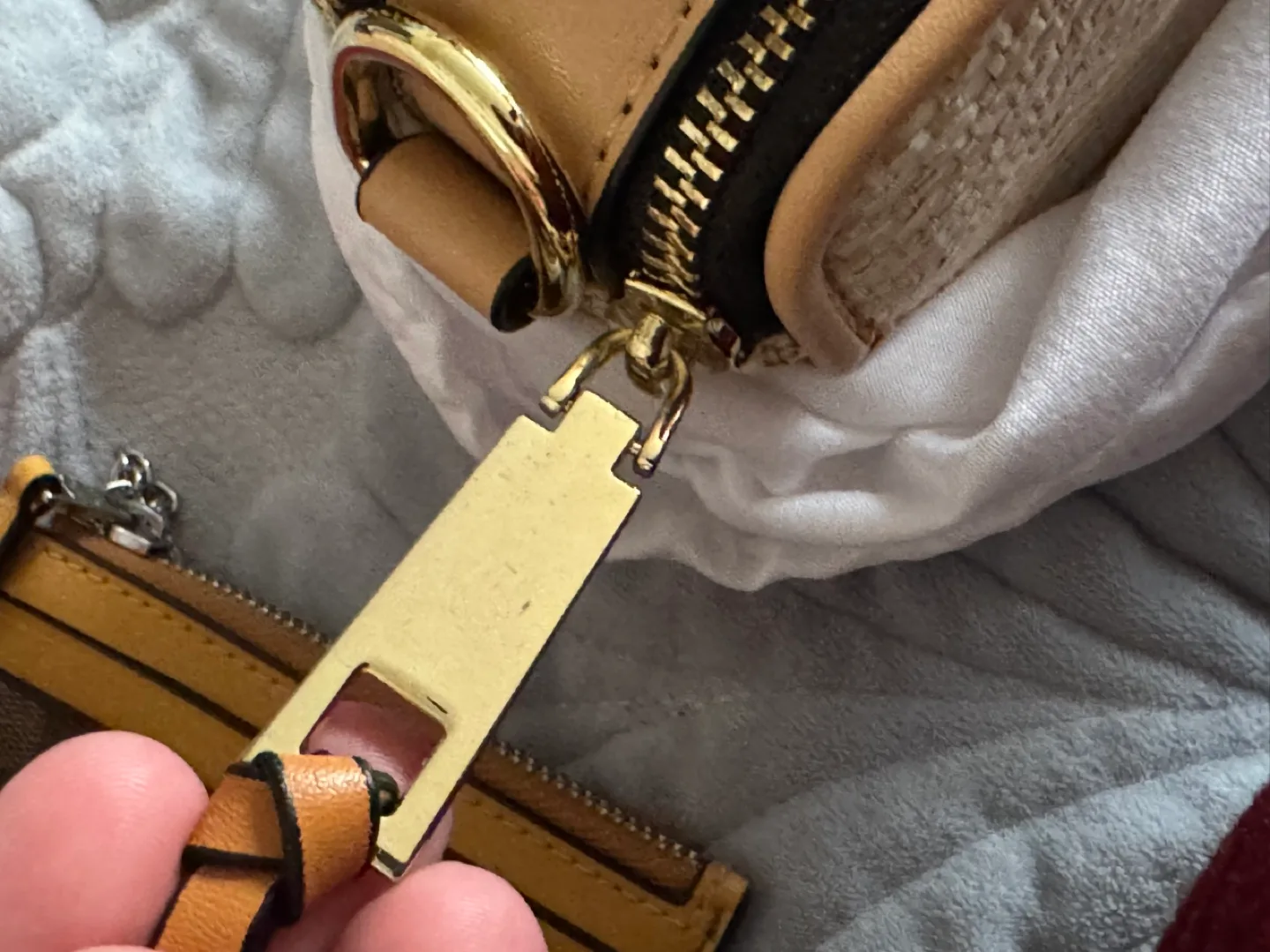 Sling bag Marc Jacobs image indicator(9)