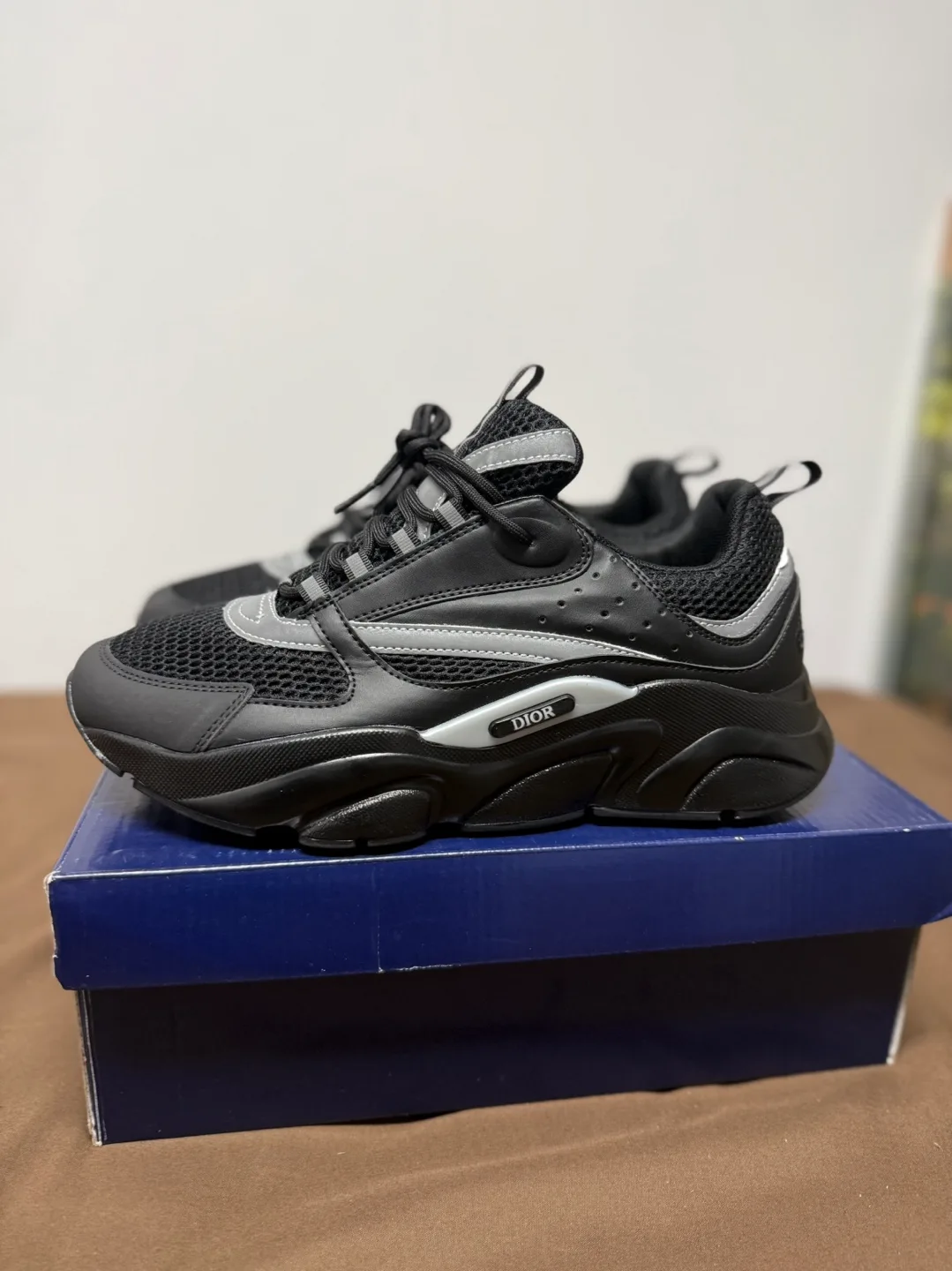 Dior b22 black (size 43/9.5) image indicator(2)