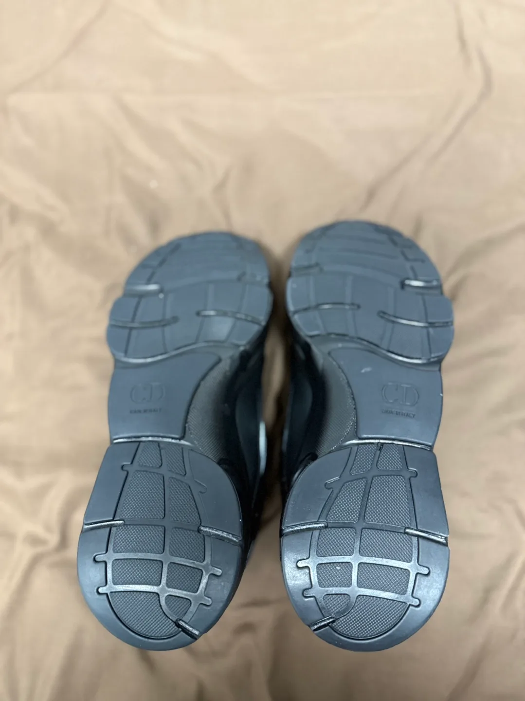 Dior b22 black (size 43/9.5) image indicator(5)
