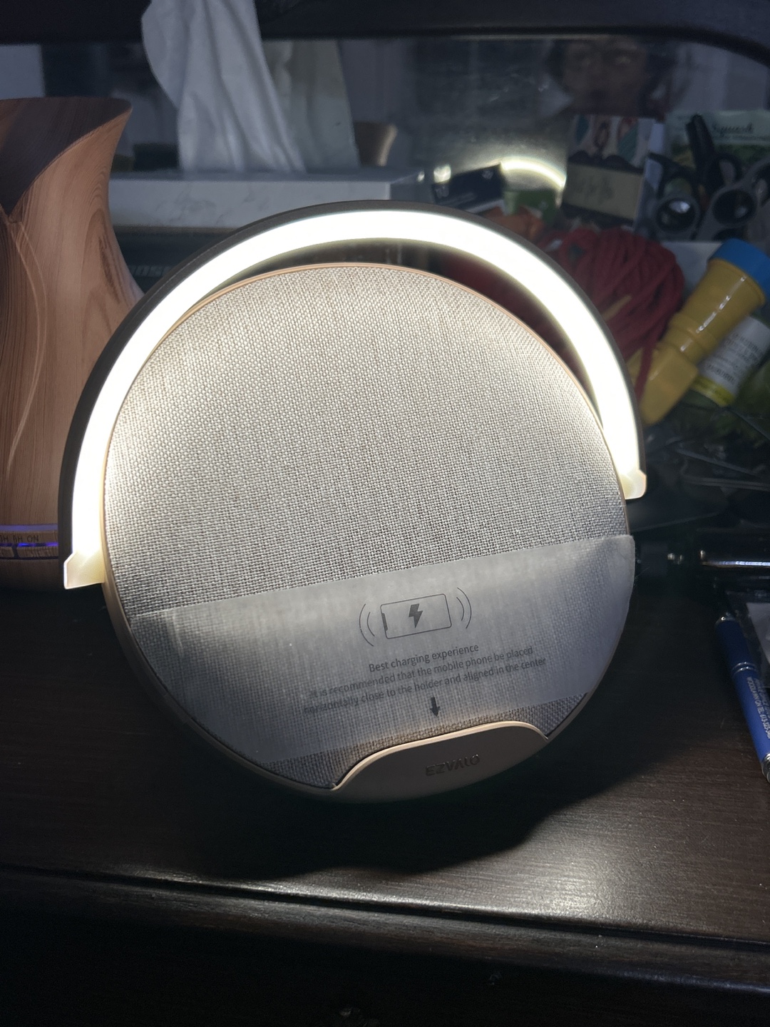 EZVALO Wireless Charger with LED Ring Light - photo 4